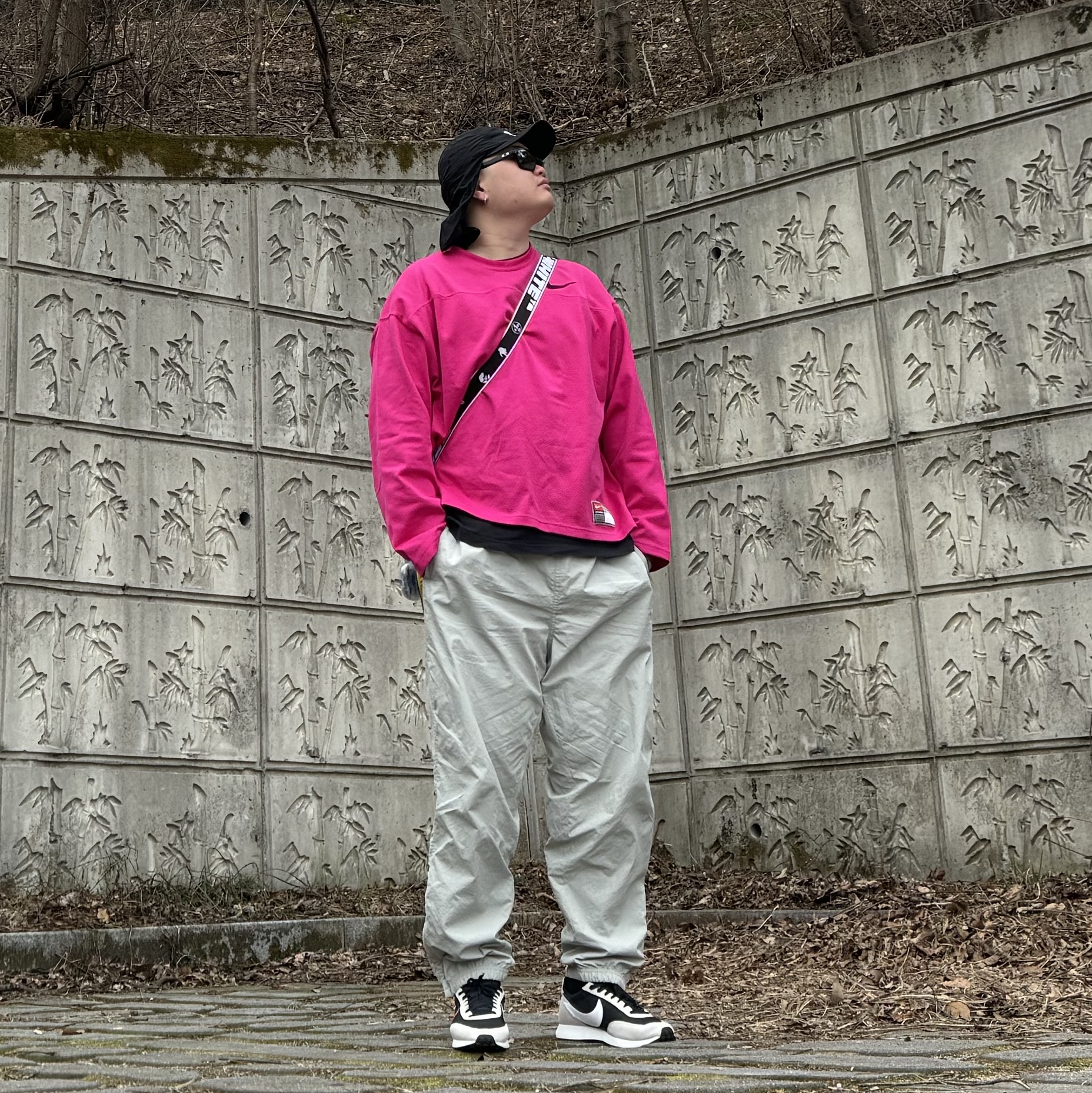 Nike x Stussy Long Sleeve Top Fireberry (FJ9164-615), Off-White x Amore Pacific Protection Box (Without Cosmetics) 착용 스타일 - 2