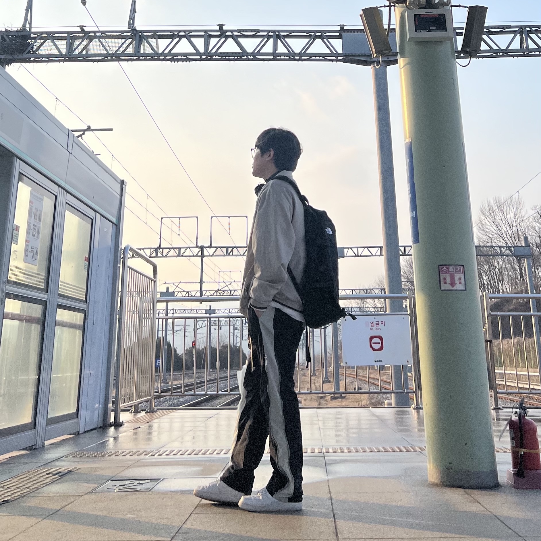 Marshall Major IV Black (Korean Ver.), The North Face Big Shot Black 착용 스타일 - 2