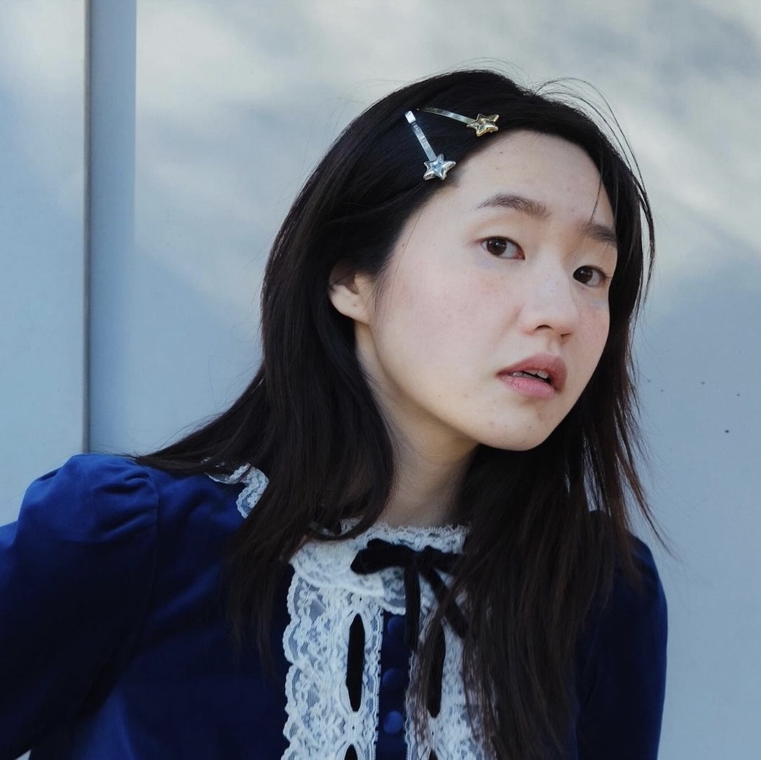 DNINI Twinkle Star Hair Slide Silver Blue 착용 스타일