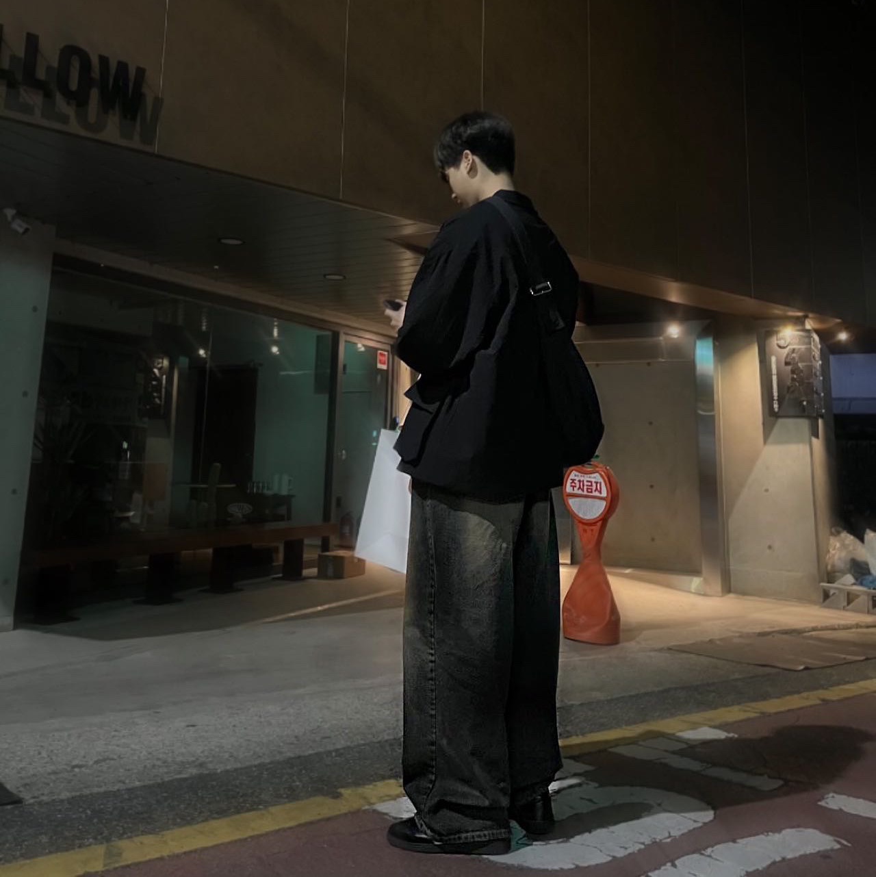 HGBB Studio x Obscura Leaf Bag Storm, Adidas Spezial Handball Core Black Cloud White 착용 스타일