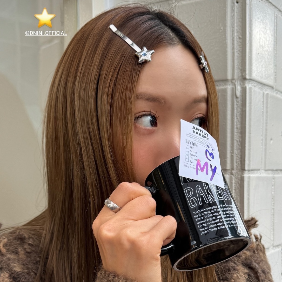 DNINI Twinkle Star Hair Slide Silver Blue 착용 스타일 - 1