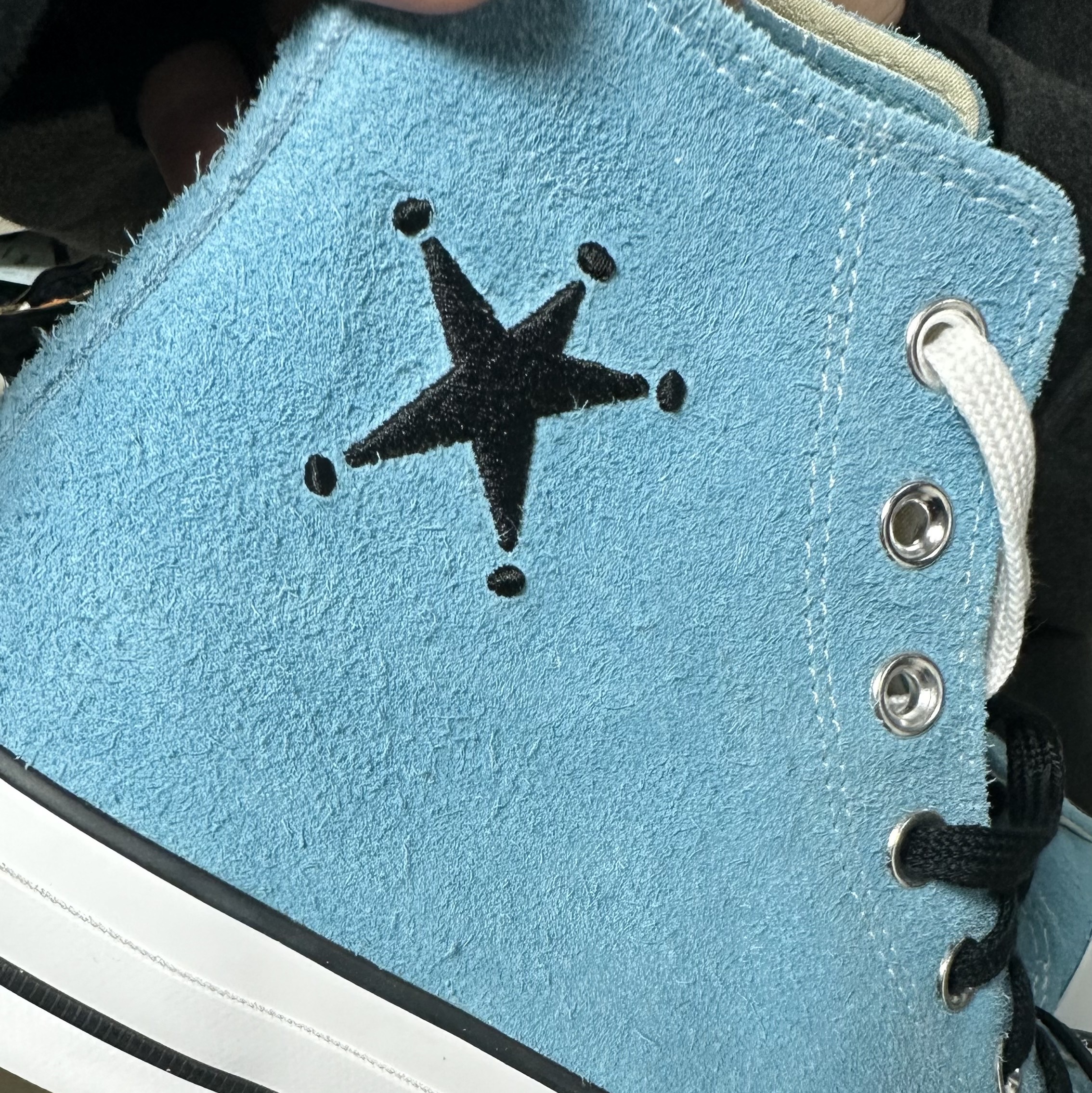 Converse x Stussy Chuck 70 Hi Sky Blue 착용 스타일
