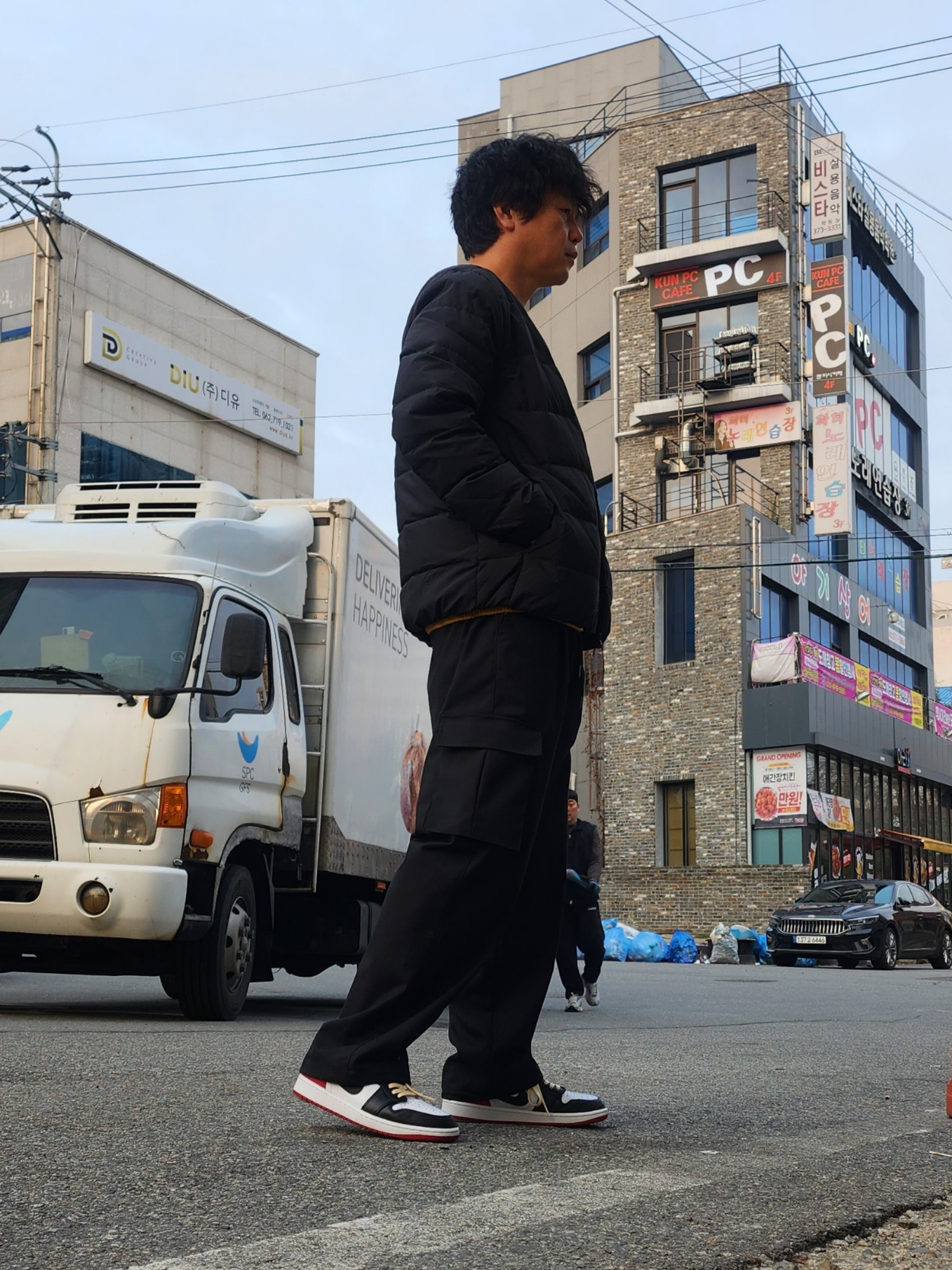 Jordan 1 Retro Low OG Black Toe 착용 스타일 - 2