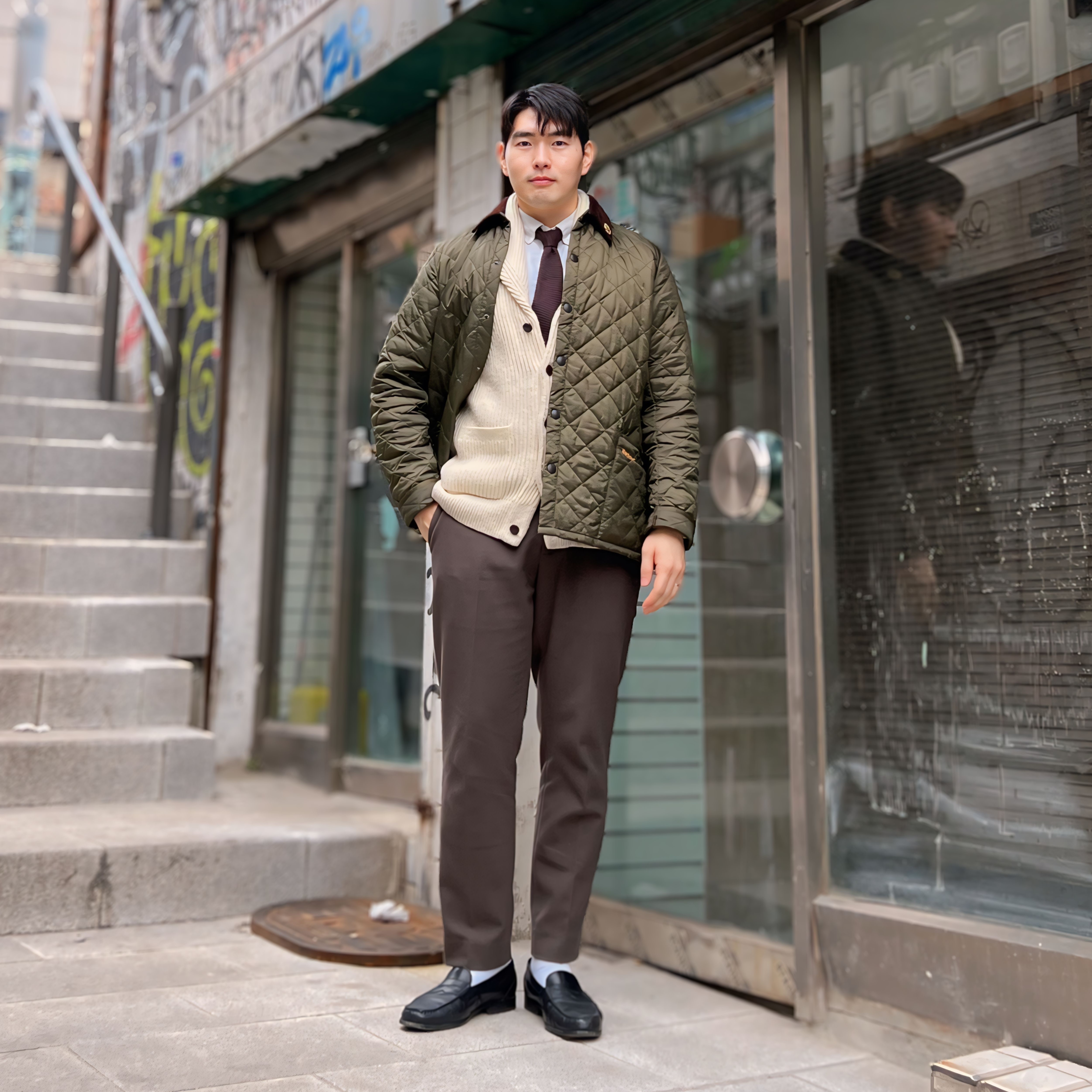 Barbour Liddesdale Quilted Jacket Olive 착용 스타일 - 3