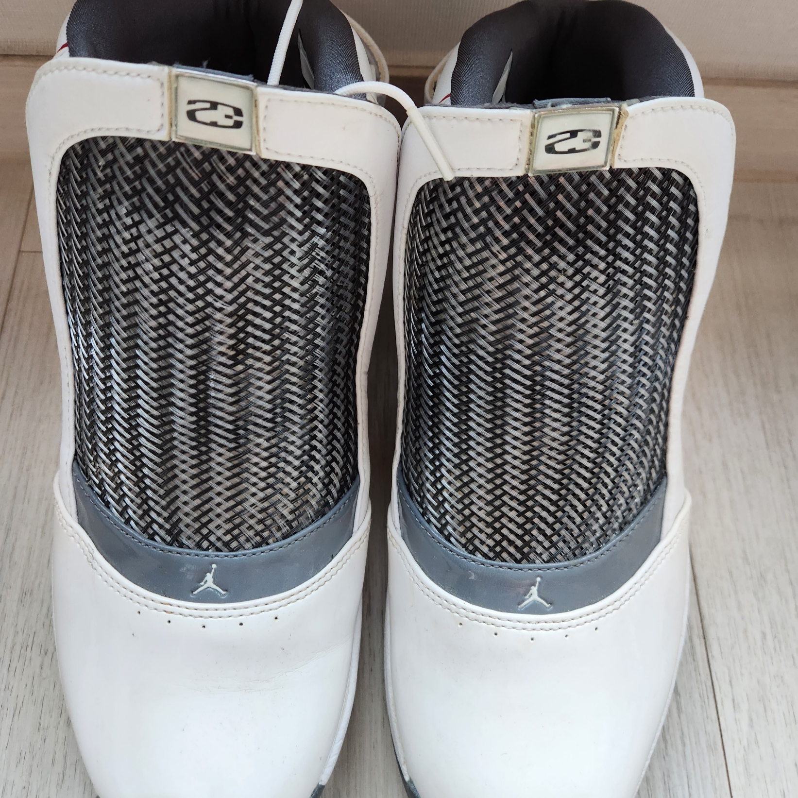 Jordan 19 Retro Flint Grey 착용 스타일