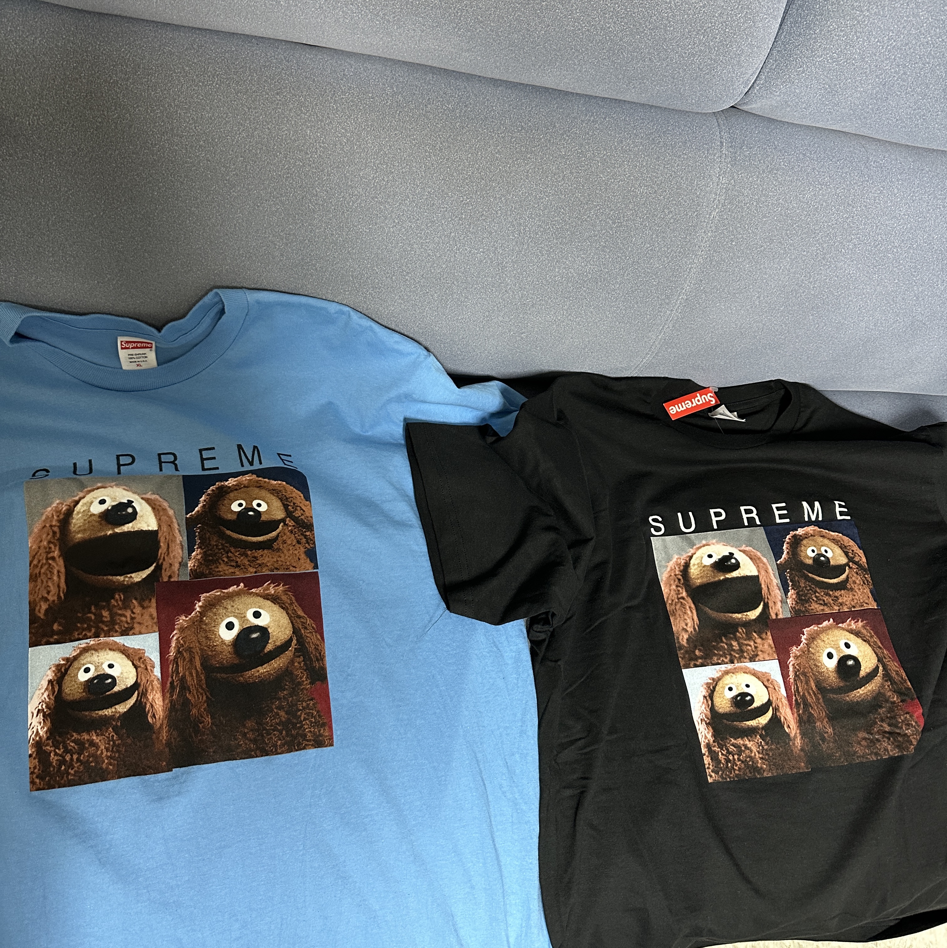 Supreme Rowlf T-Shirt Black - 24SS, Supreme Rowlf T-Shirt Bright Blue - 24SS 착용 스타일 - 2