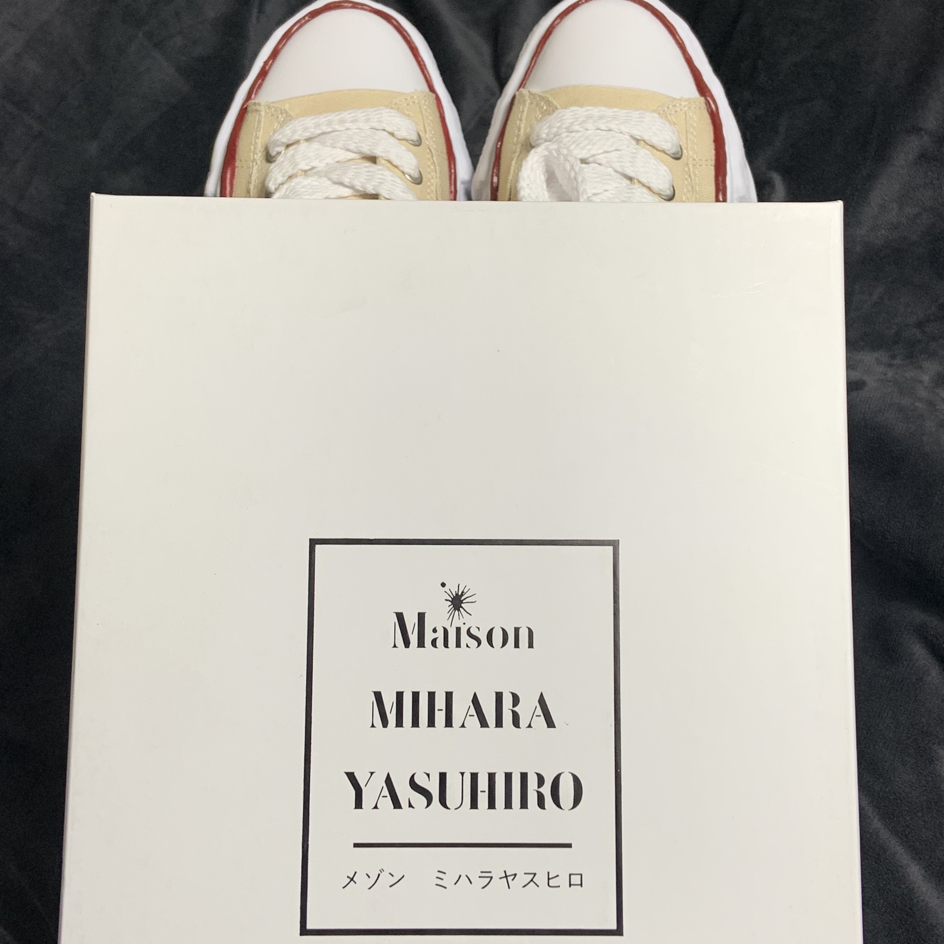 Maison Mihara Yasuhiro Peterson OG Sole Canvas Low-top Sneakers Natural 착용 스타일 - 3