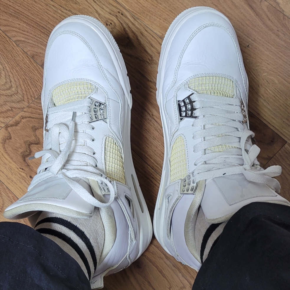 Jordan 4 Retro Pure Money 2017 착용 스타일 - 5