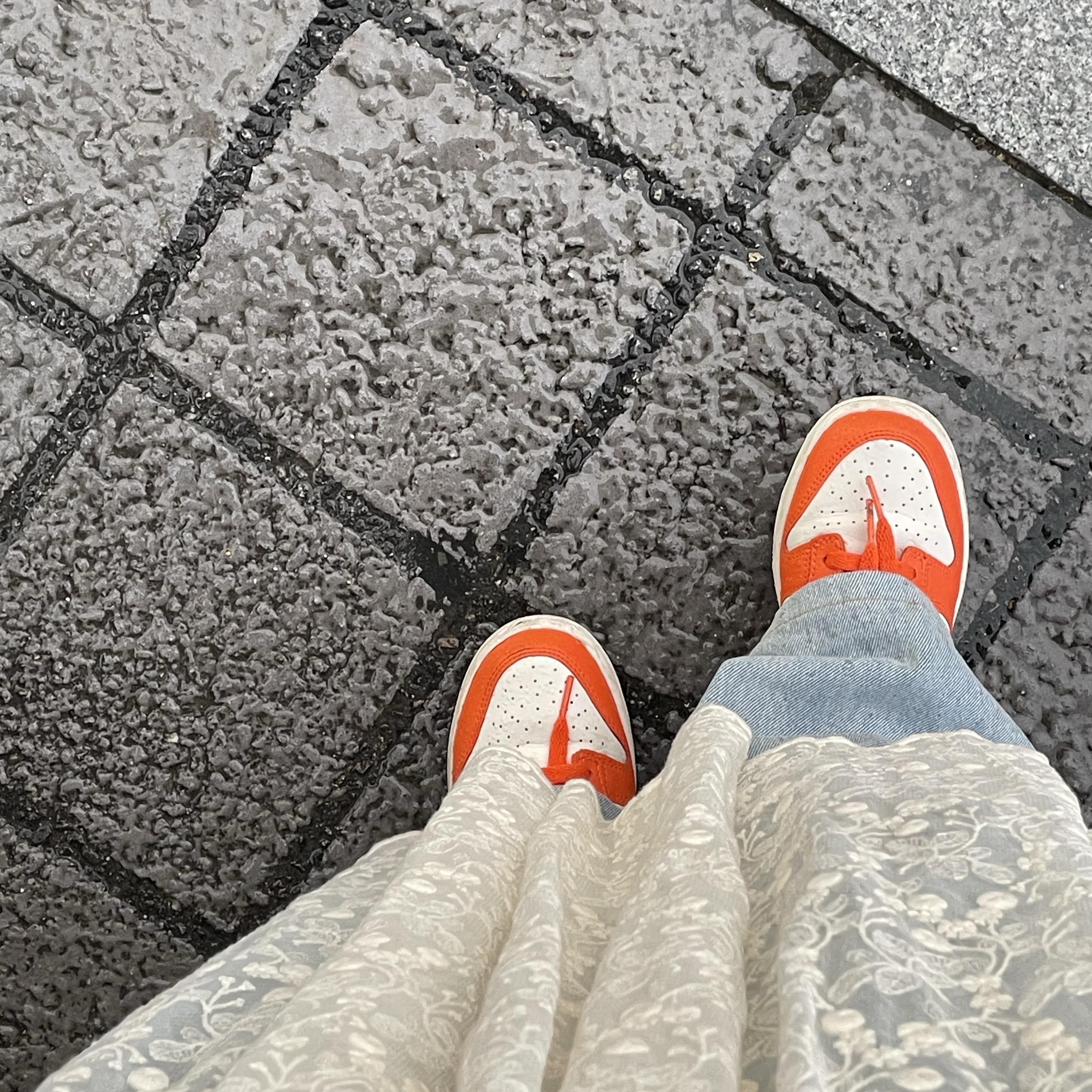 (GS) Nike Dunk Low Safety Orange 착용 스타일