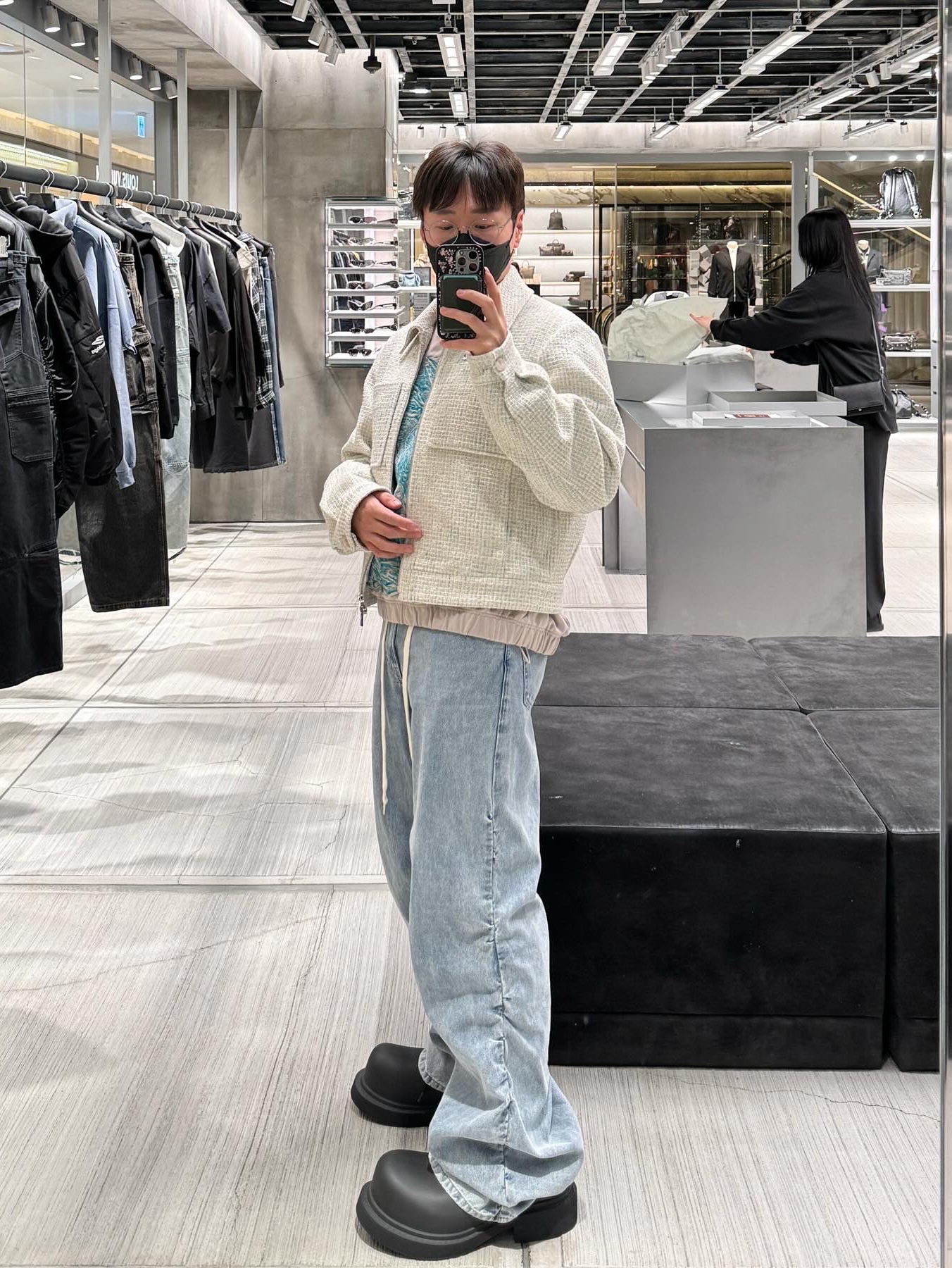 Wooyoungmi Tweed Jacket White - 24SS, Balenciaga Steroid Derby Black 착용 스타일 - 2