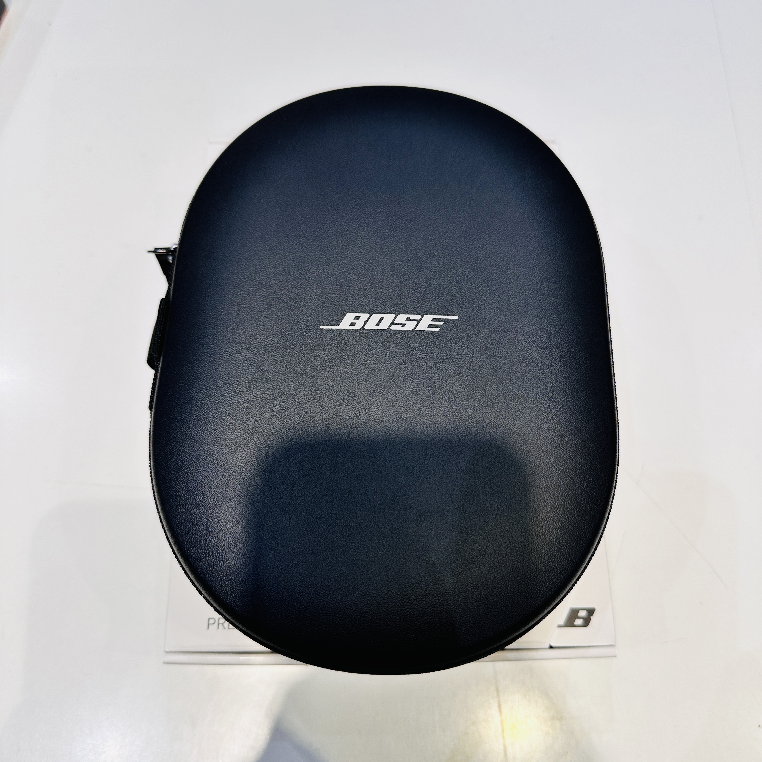 BOSE QC Ultra Black (Korean Ver.) 착용 스타일 - 3