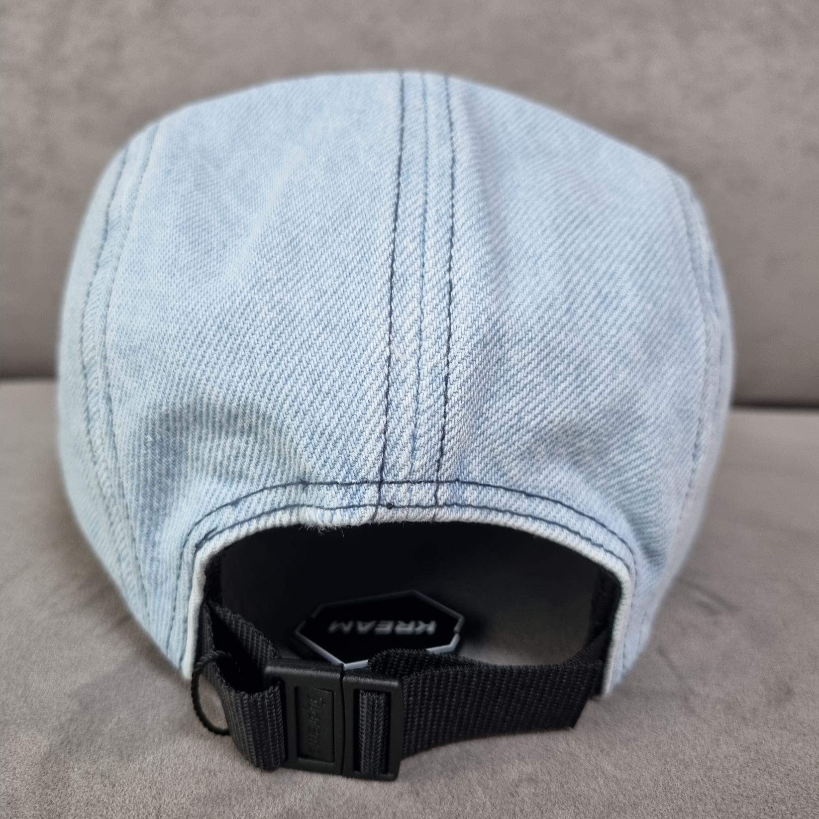 Supreme Denim Camp Cap Washed Blue - 22FW 착용 스타일 - 4