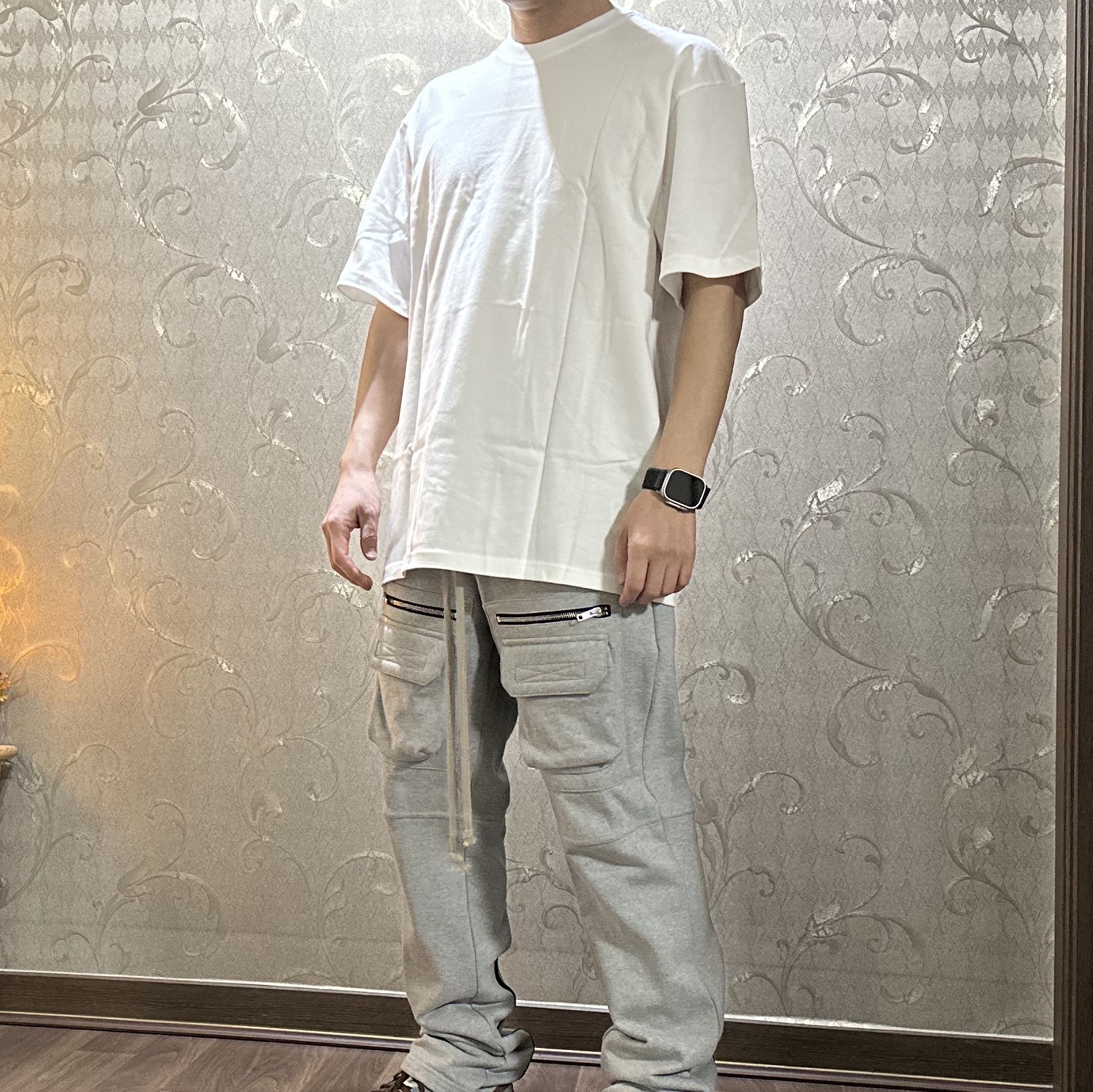 Supreme x The North Face S/S Top White - 24SS, Nike x Yuto Horigome SB Dunk Low Wolf Grey 착용 스타일 - 4