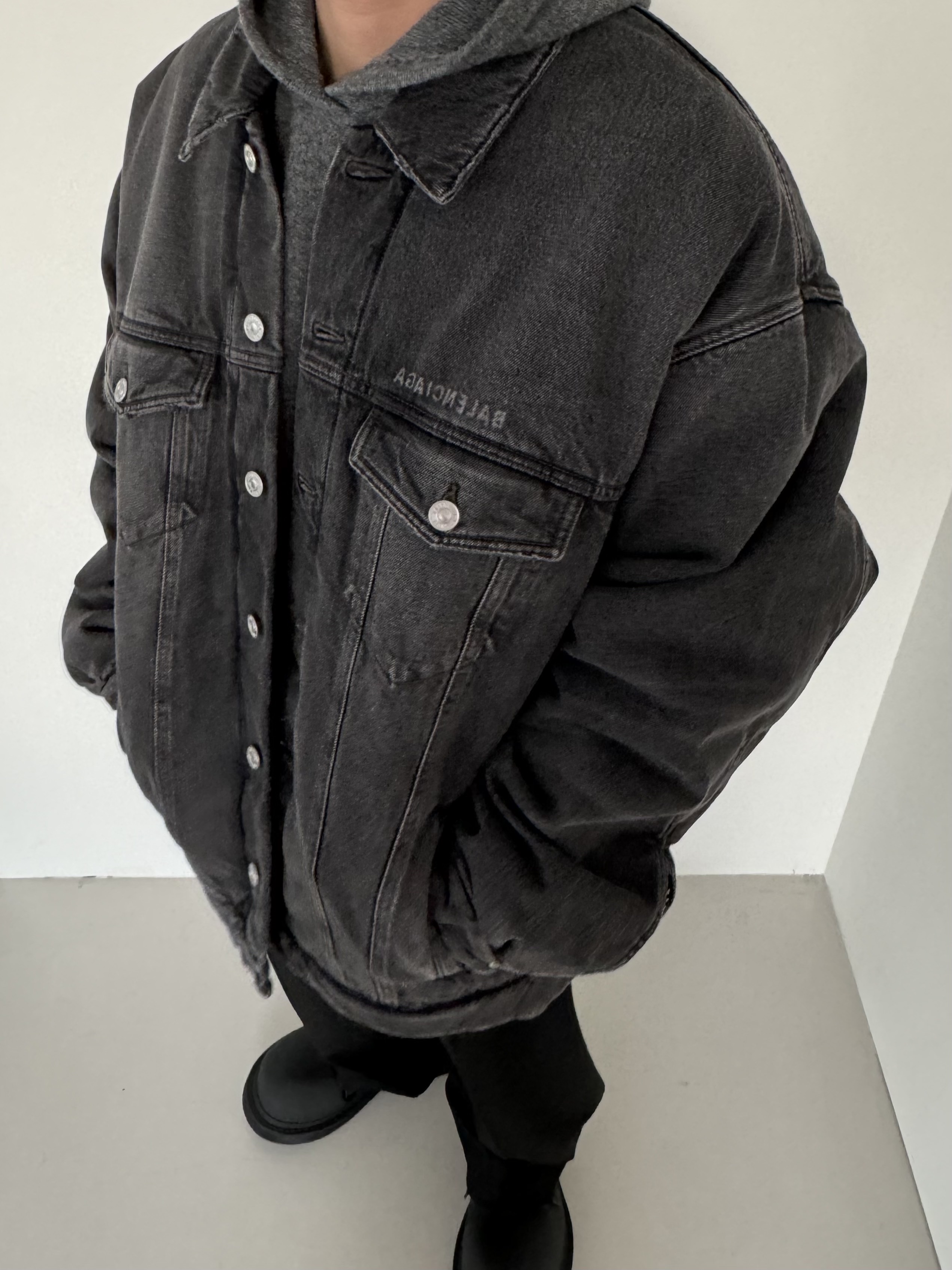 Balenciaga Steroid Derby Black, Balenciaga Mirror Padded Denim Jacket Dark Grey ์ฐฉ์ฉ ์คํ์ผ - 7