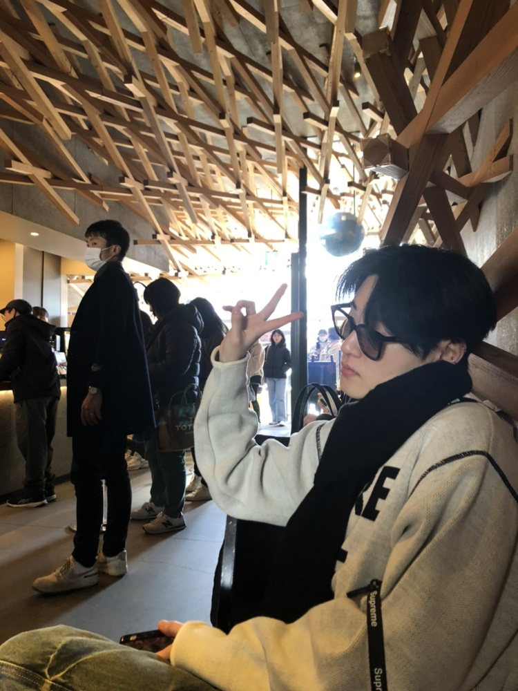 KREAM 프로필 이미지