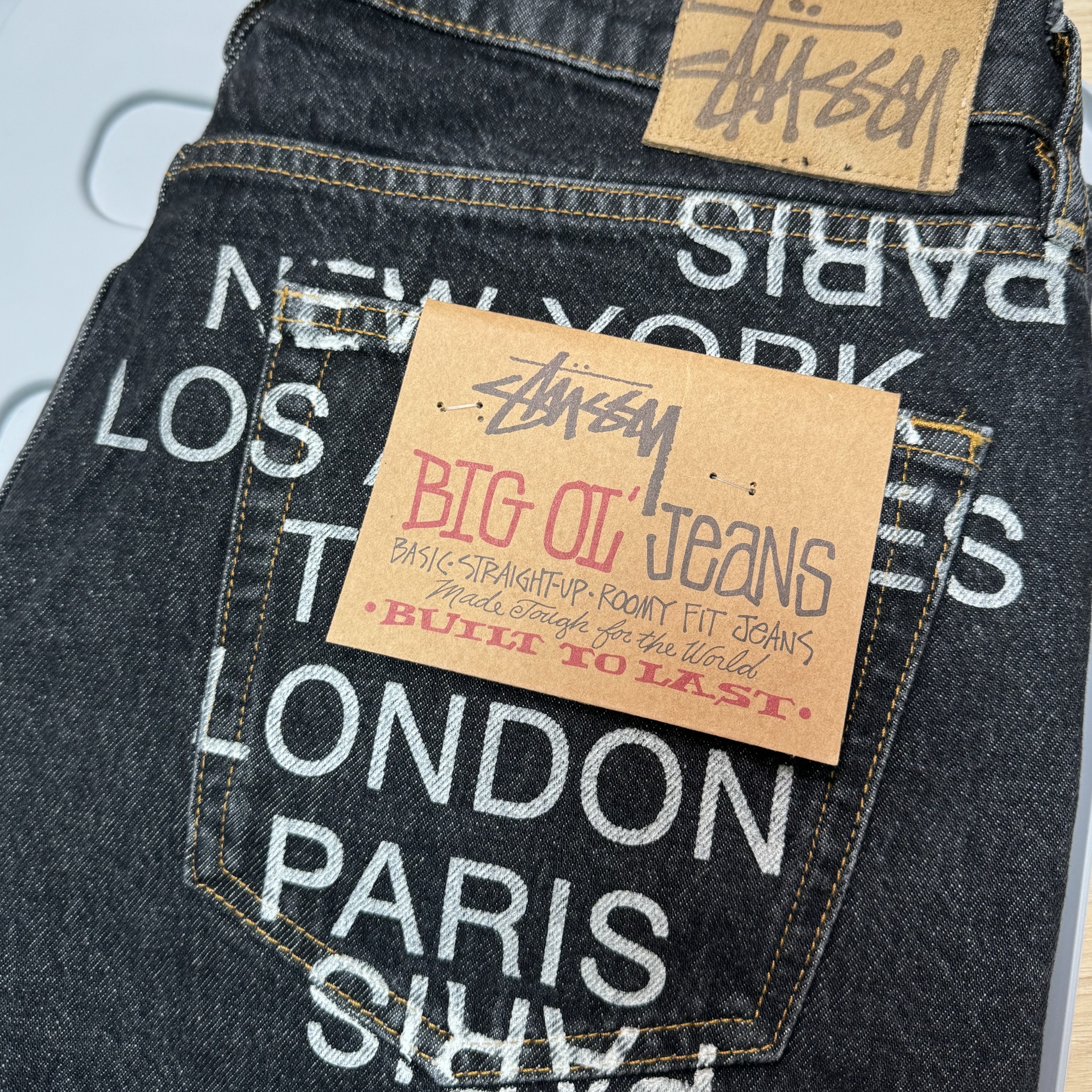 Stussy Big OL’ Jean City Link Denim Washed Black 착용 스타일 - 1