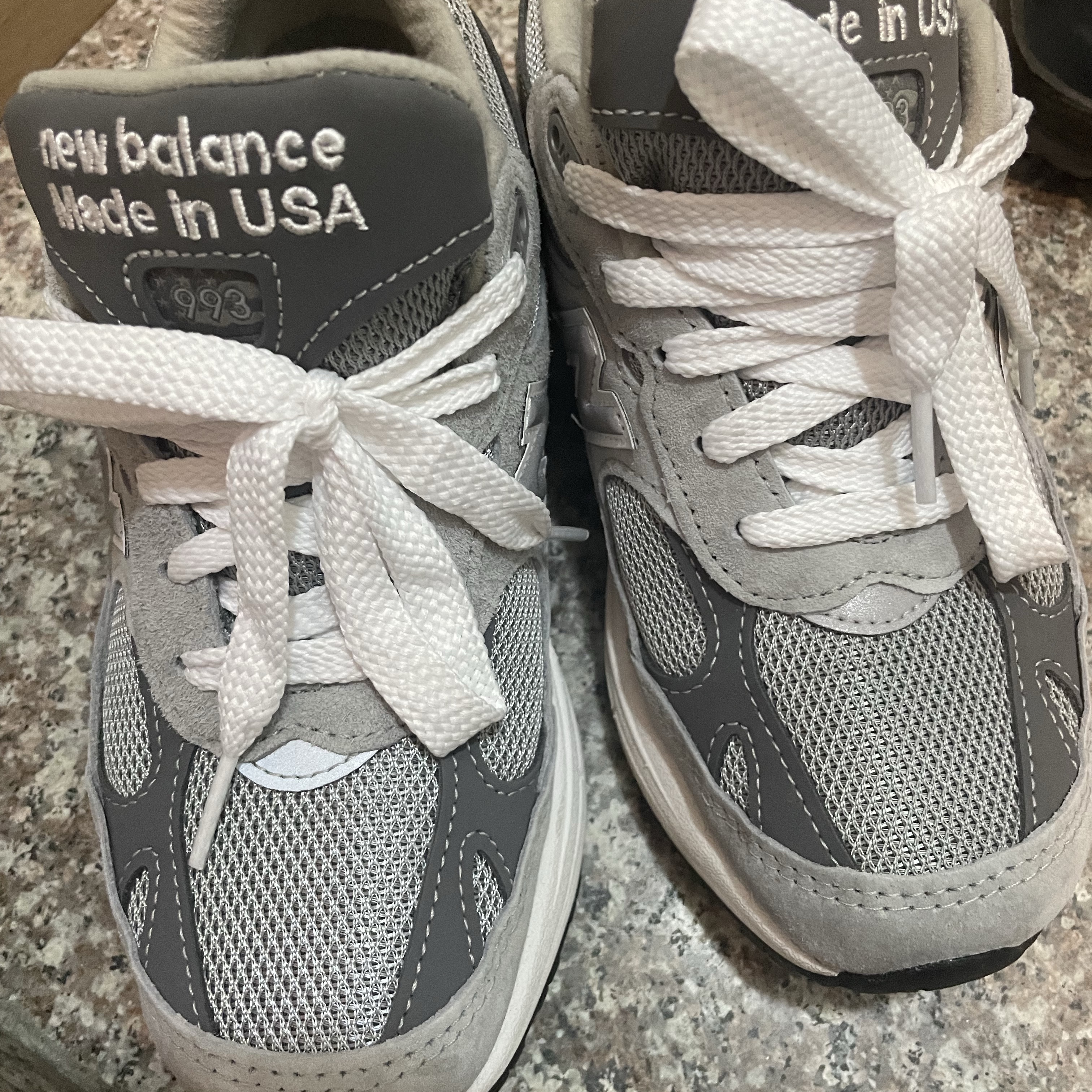 (W) New Balance 993 Made in USA Grey - B Standard 착용 스타일