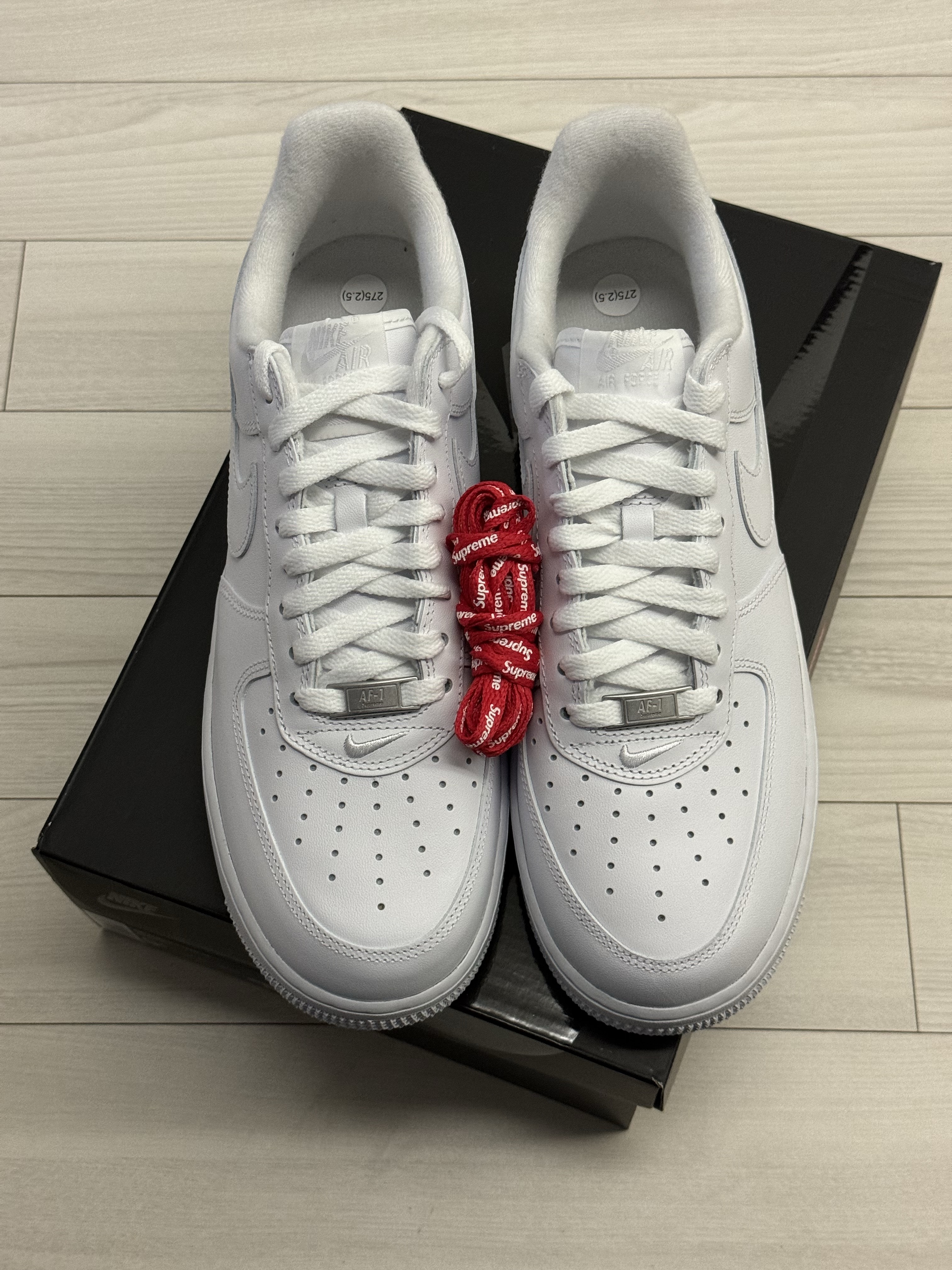 Nike x Supreme Air Force 1 Low White 착용 스타일 - 1