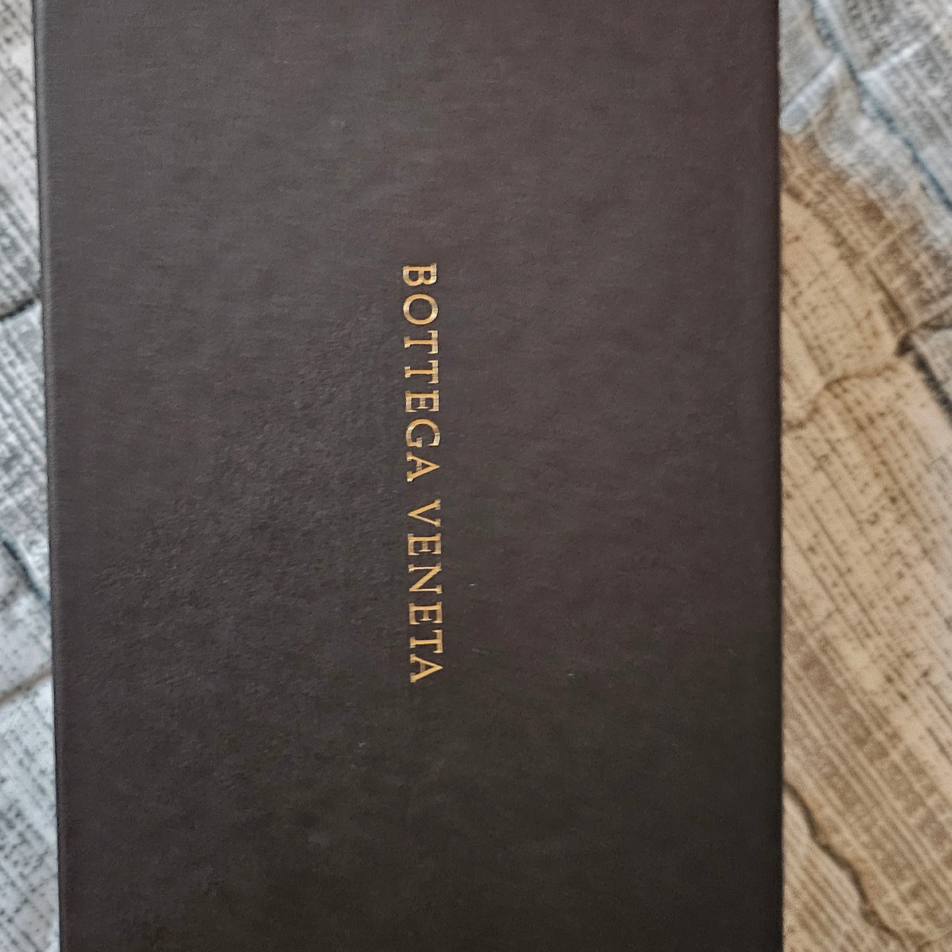 Bottega Veneta Nappa Bracelet Black 착용 스타일 - 2