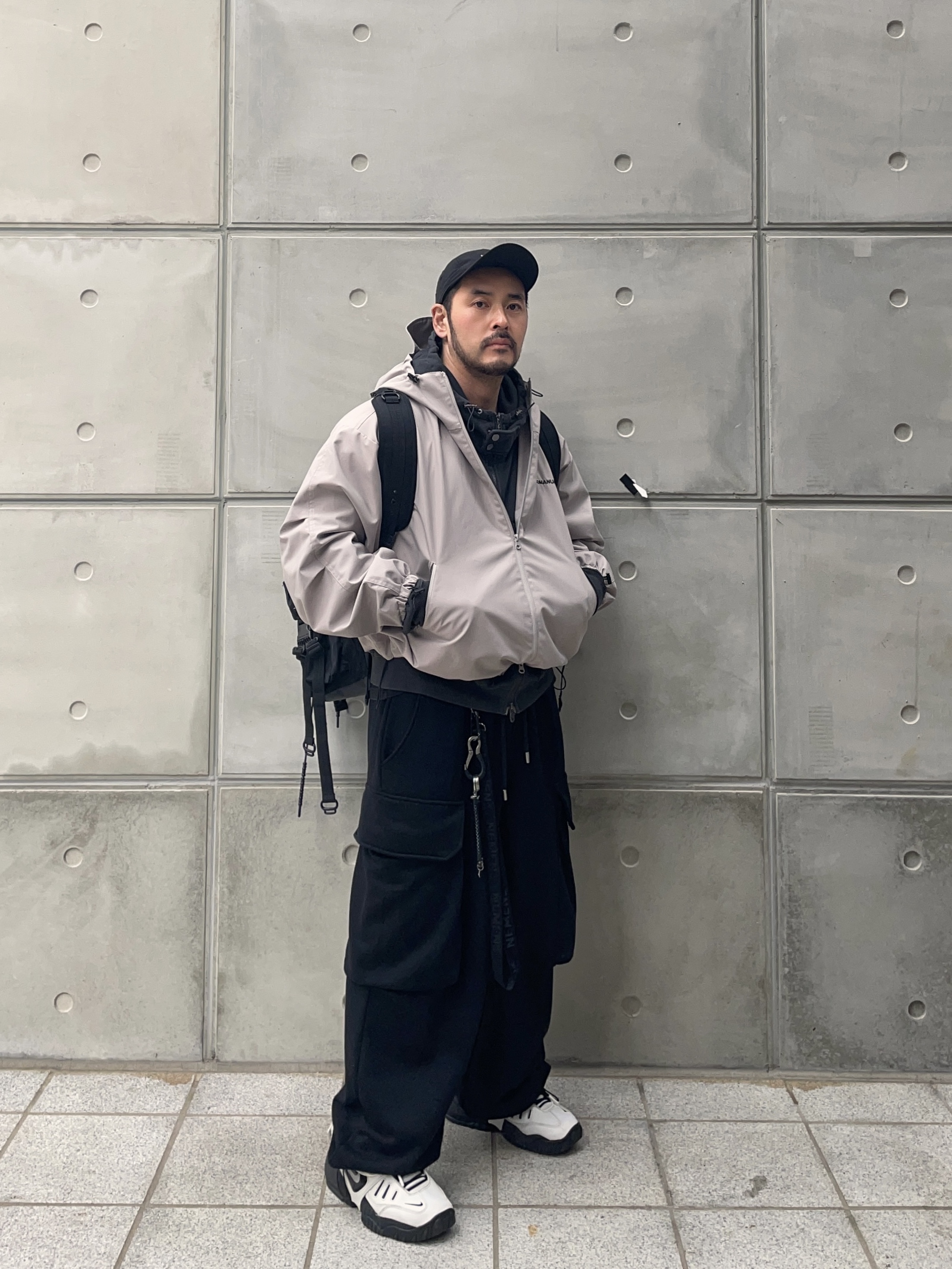 Nike x Ambush Air Adjust Force SP Summit White and Black 착용 스타일 - 4