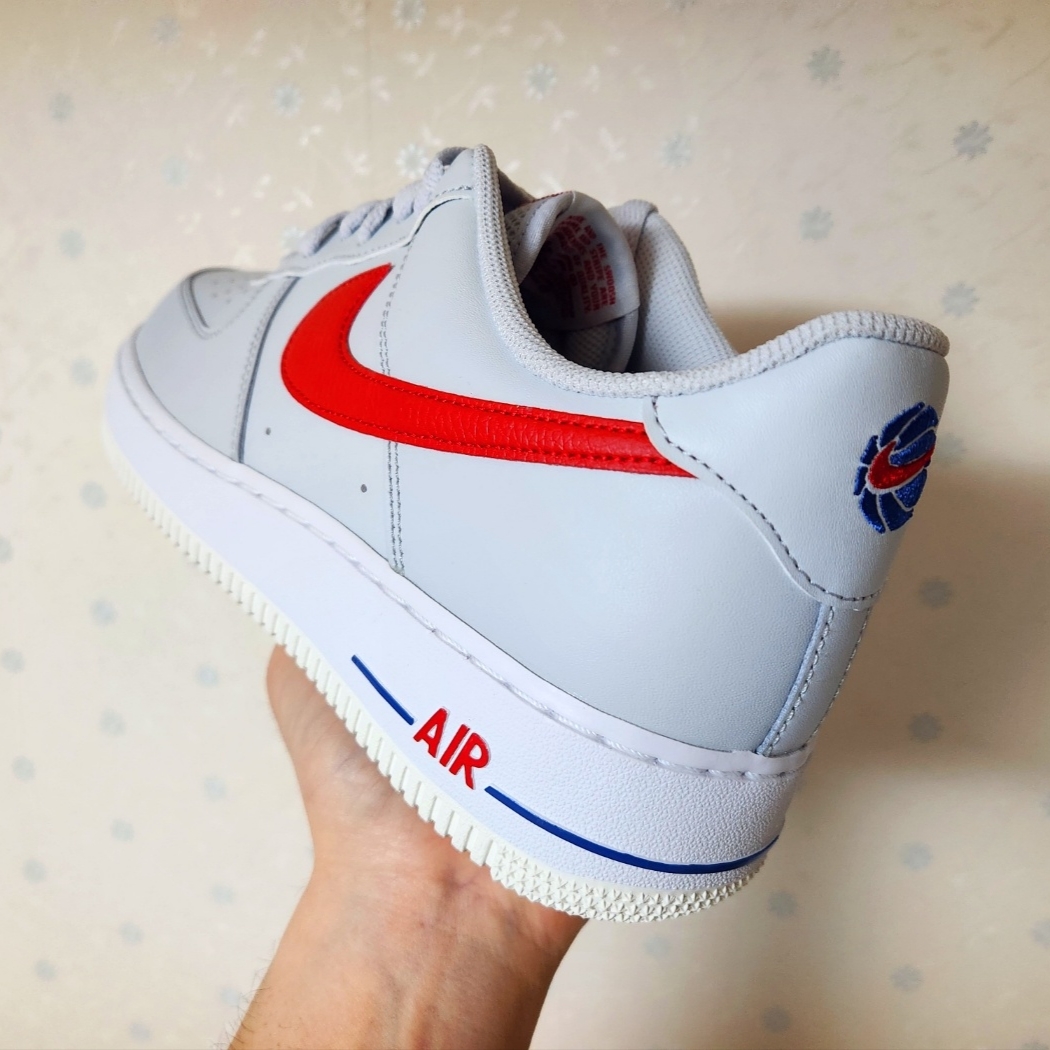 Nike Air Force 1 Low '07 University Red 착용 스타일 - 2