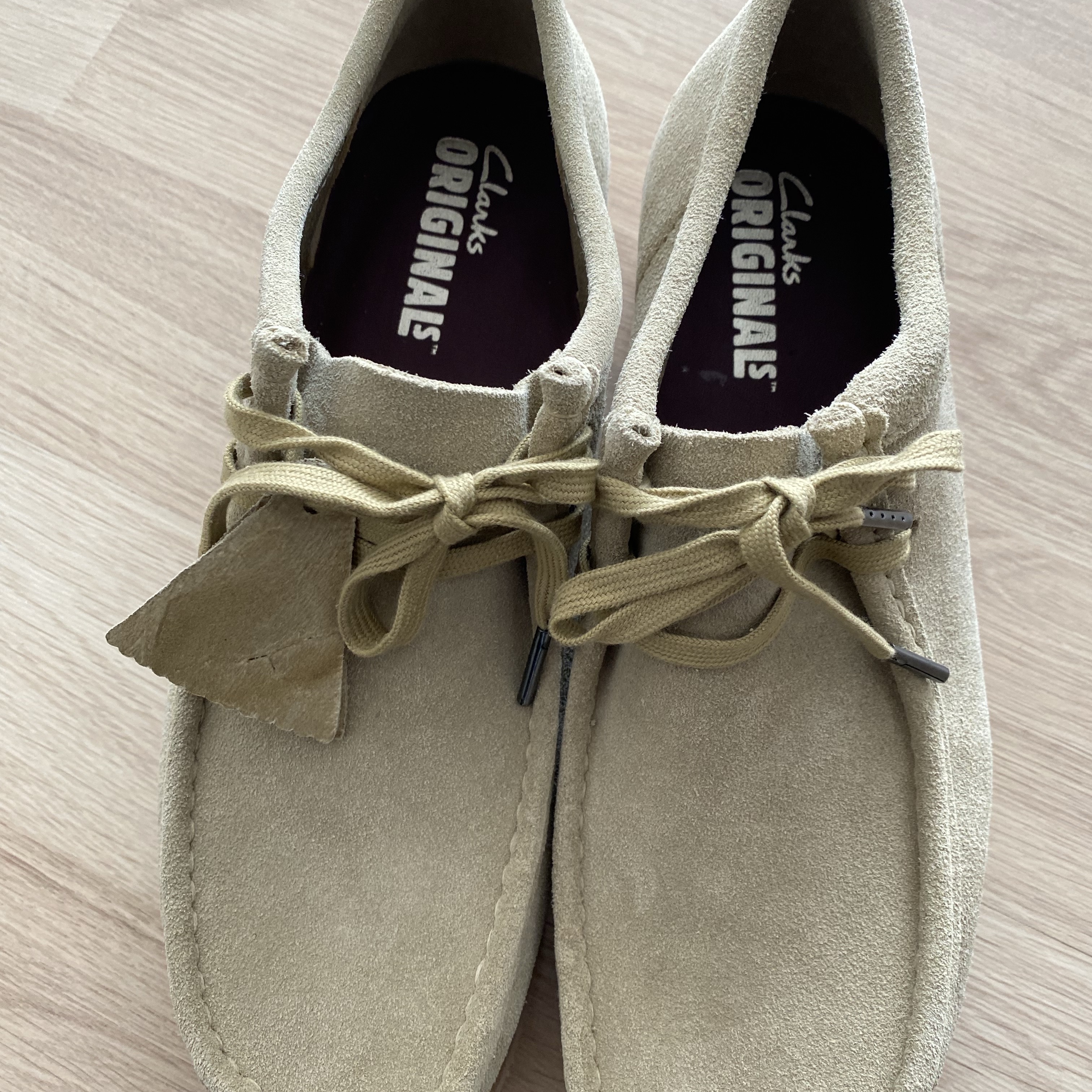 Clarks Wallabee Maple Suede 착용 스타일