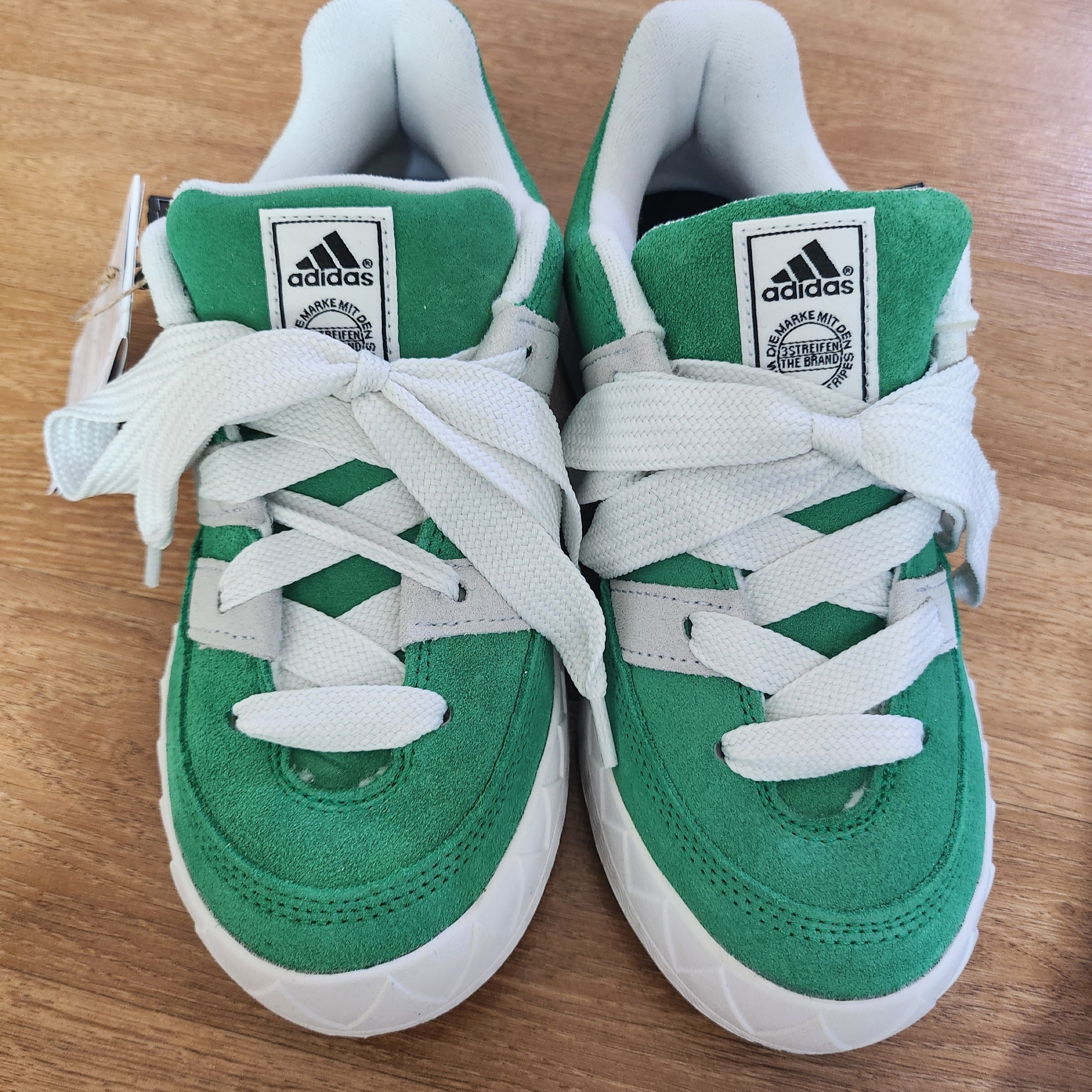 Adidas Adimatic Green 착용 스타일