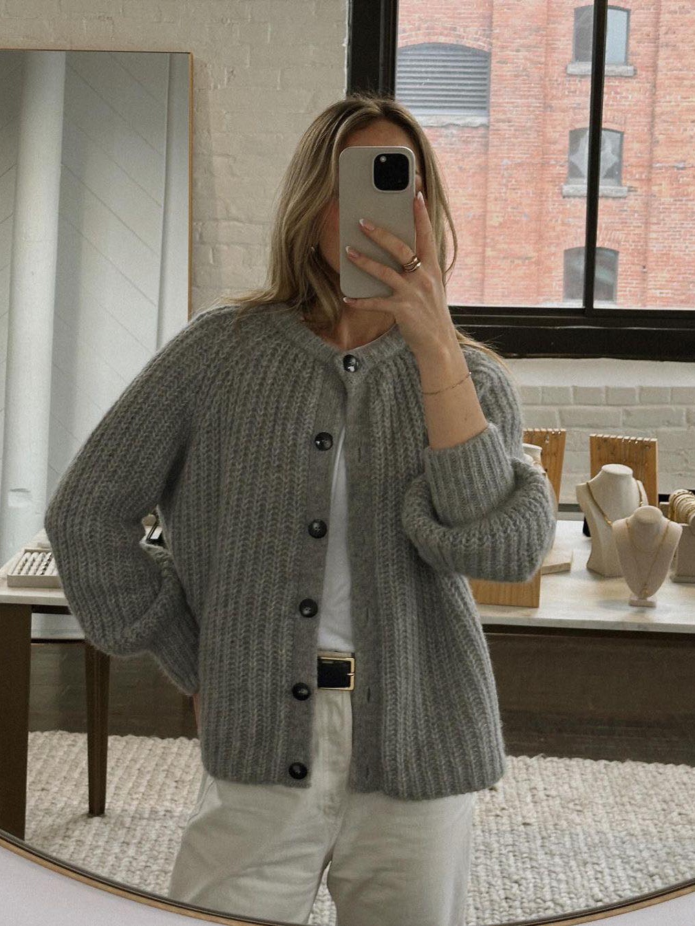 (W) Play Comme des Garcons Black Heart Knit Cardigan Grey, Andersen Andersen Skipper Jacket Grey 착용 스타일 - 4