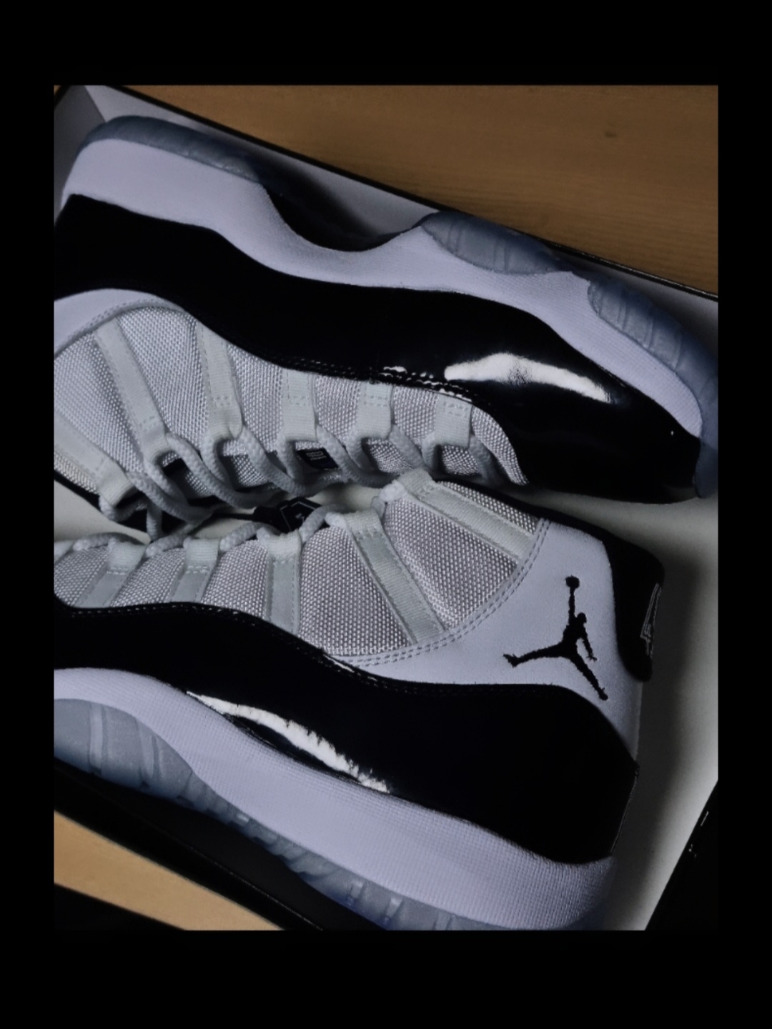 Jordan 11 Retro Concord 2018 착용 스타일 - 1
