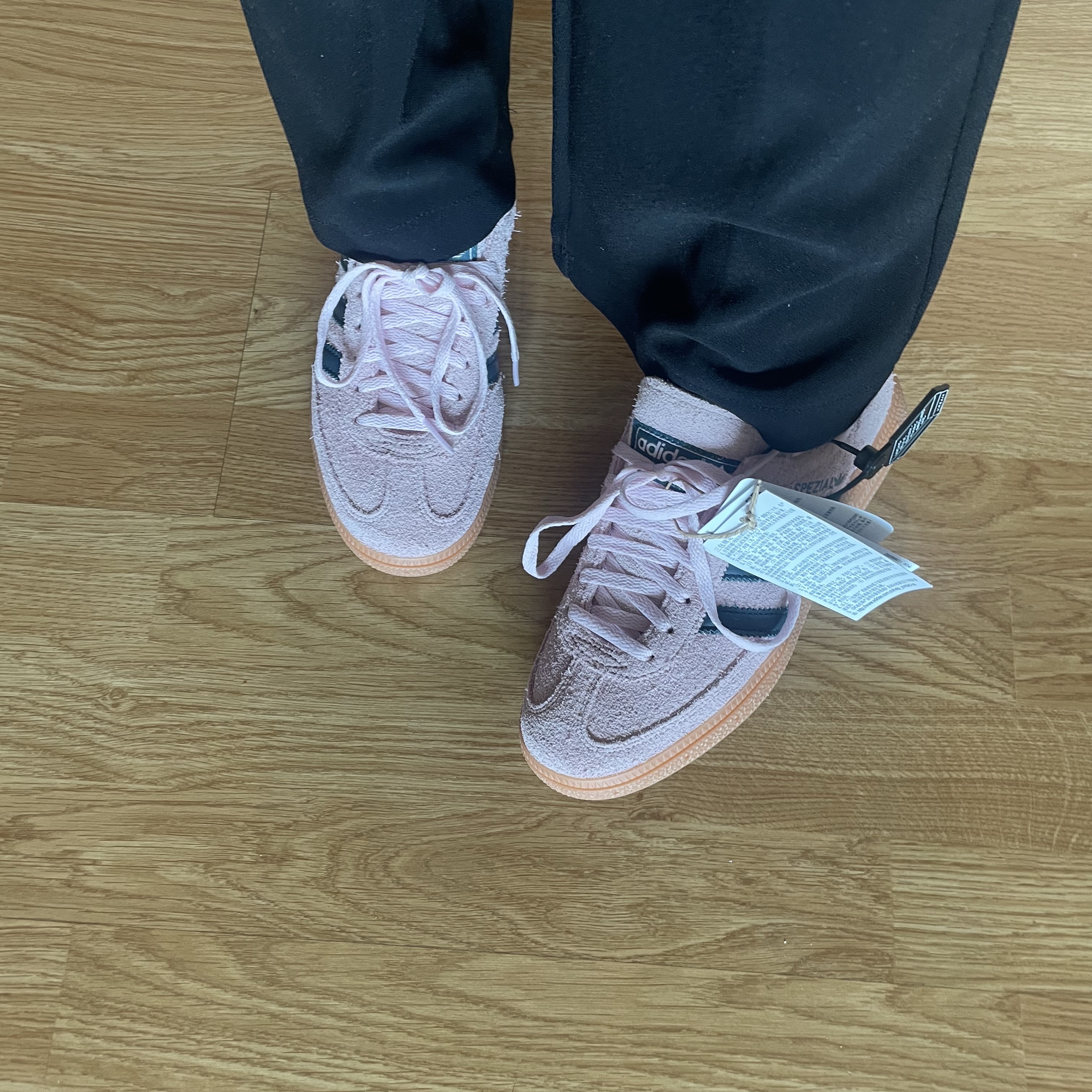 (W) Adidas Spezial Handball Clear Pink 착용 스타일 - 3