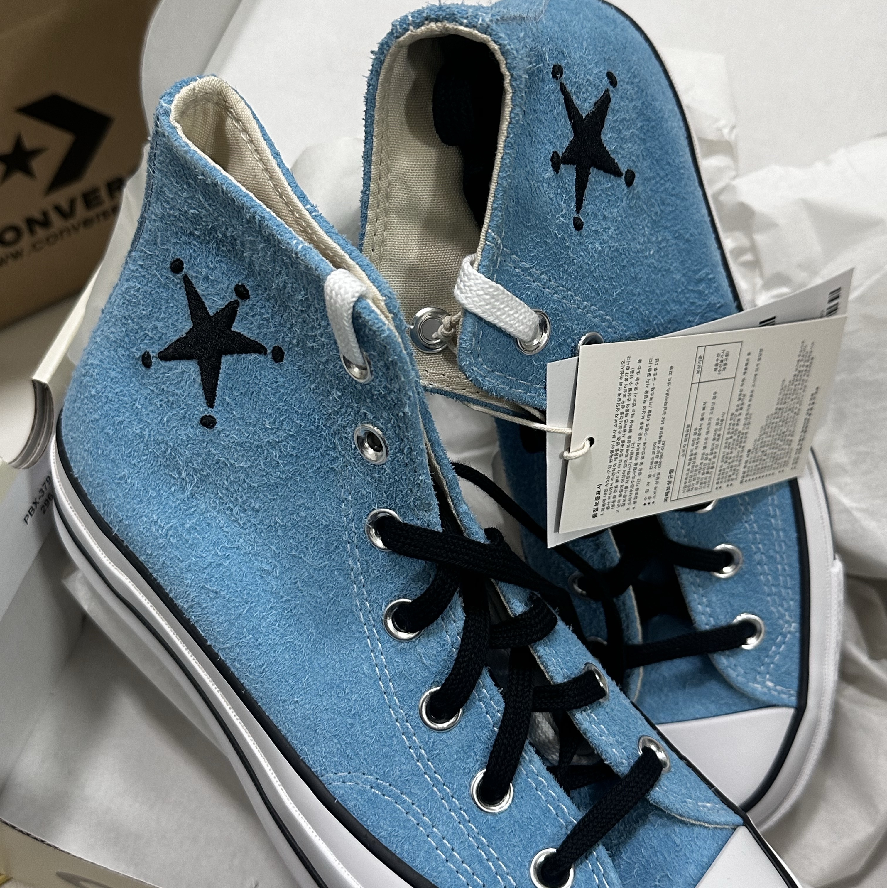 Converse x Stussy Chuck 70 Hi Sky Blue 착용 스타일 - 1