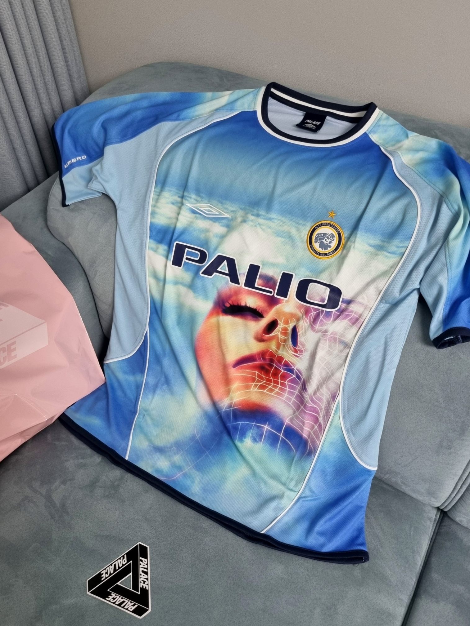 Palace x Umbro Jersey Blue - 24SS 착용 스타일