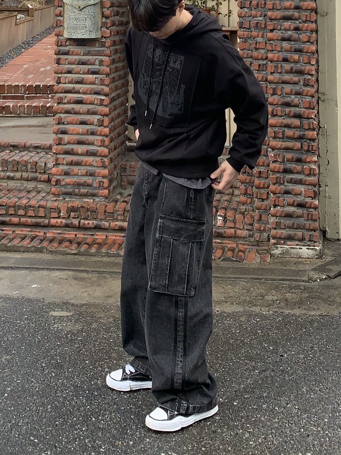 Maison Mihara Yasuhiro Peterson OG Sole Canvas Low Sneakers Black 착용 스타일 - 6