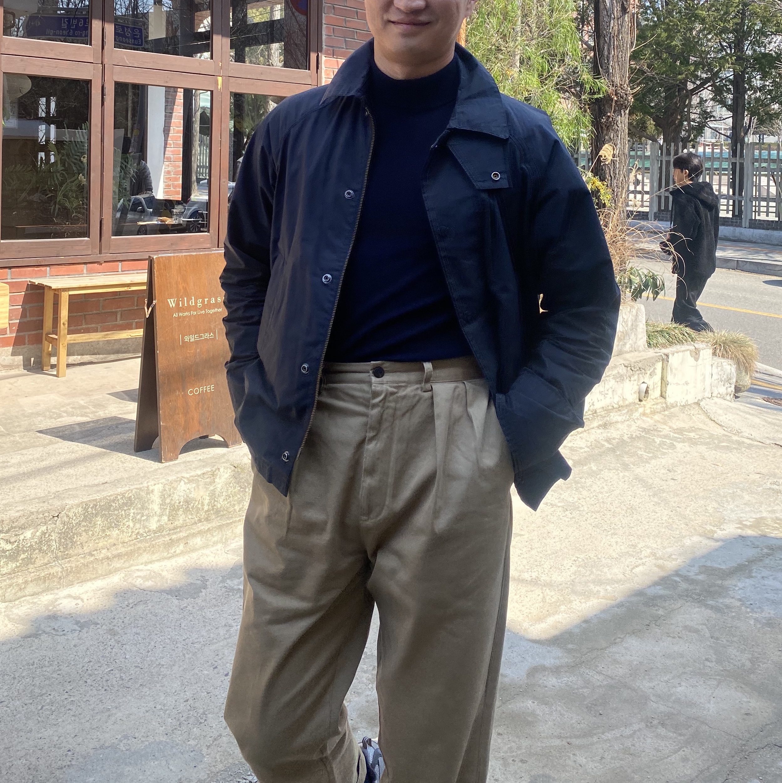 Barbour Beaufort Wax Jacket Sage, [KREAM 단독] Polo Ralph Lauren for KREAM String Sweatpant Grey 착용 스타일 - 3