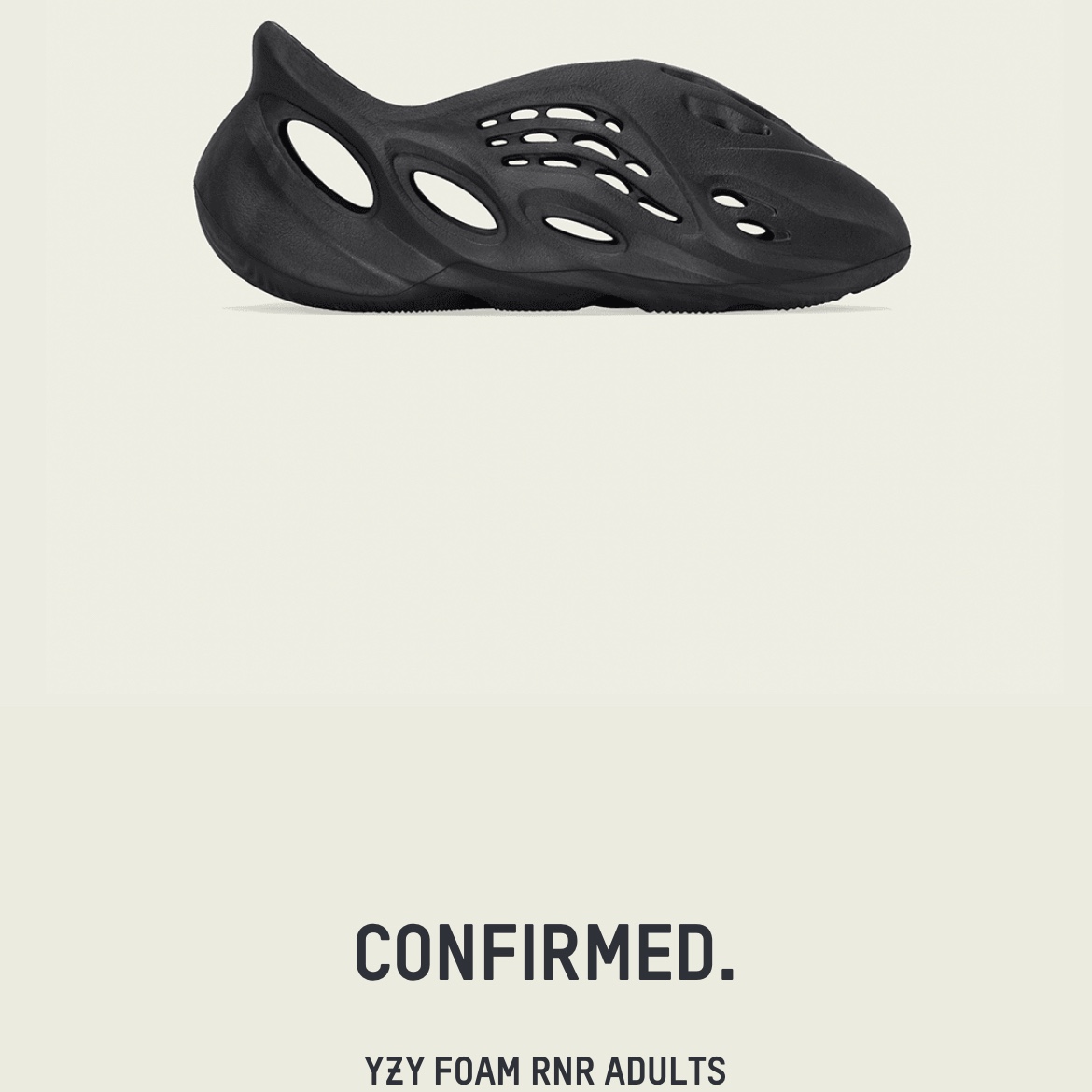 Adidas Yeezy Foam RNNR Onyx 착용 스타일 - 1