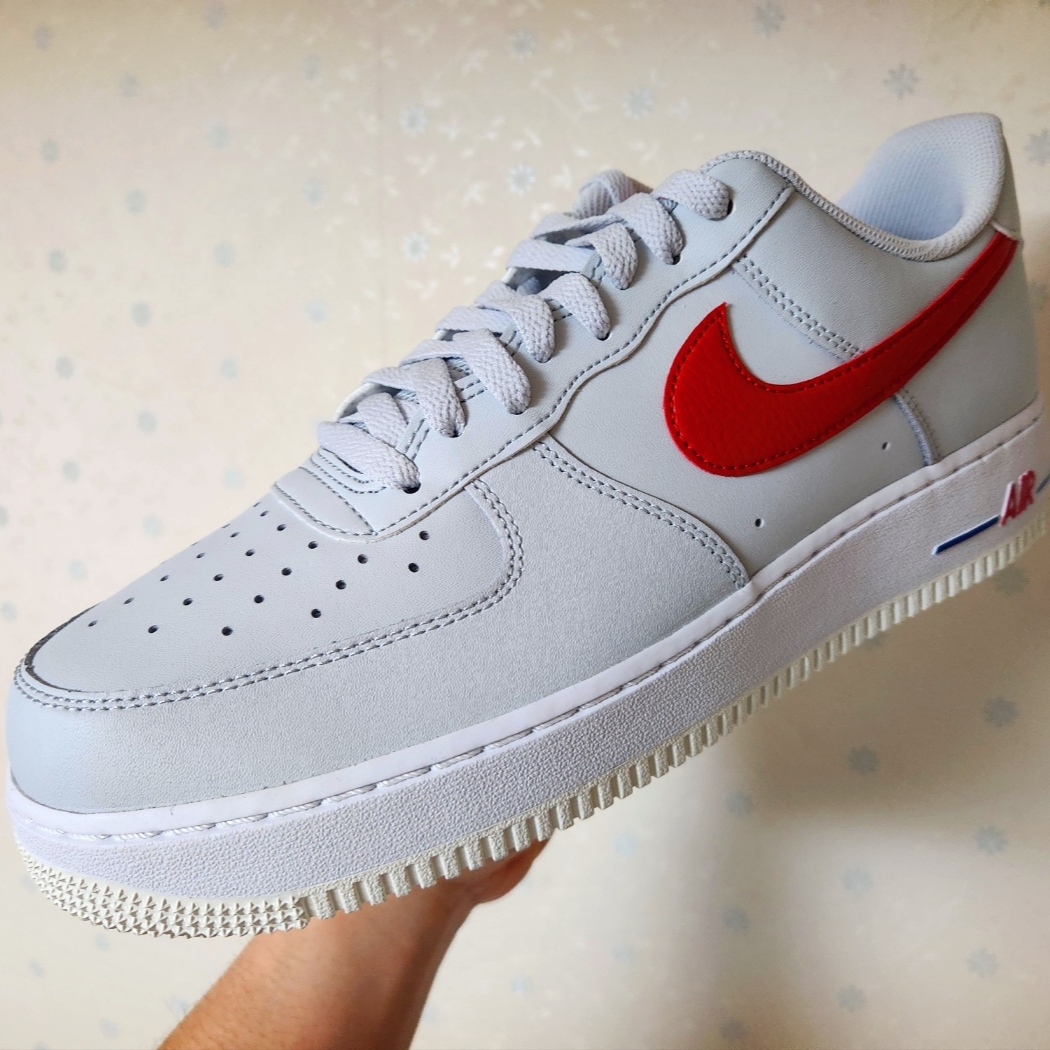 Nike Air Force 1 Low '07 University Red 착용 스타일 - 1