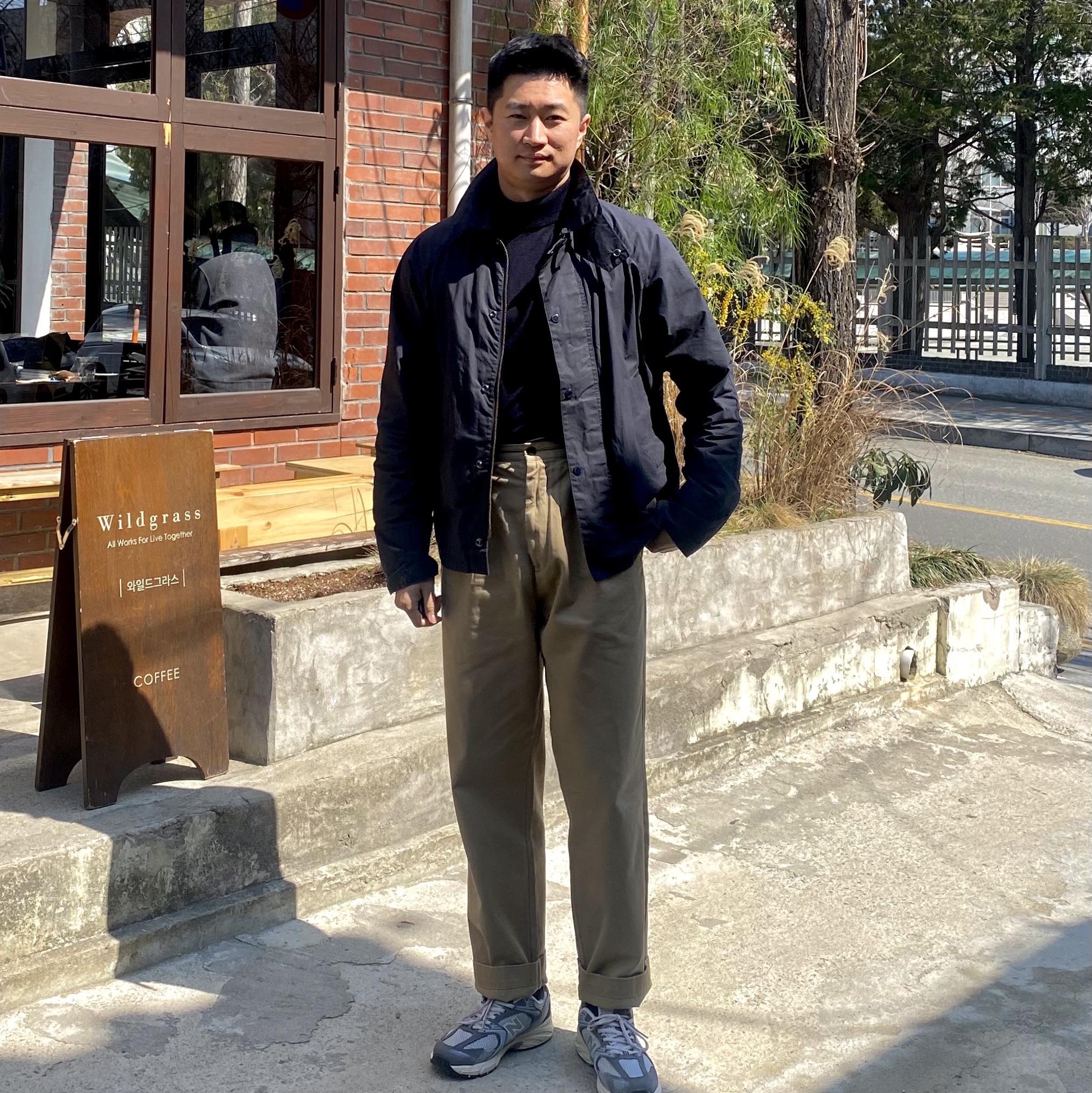 Barbour Beaufort Wax Jacket Sage, [KREAM 단독] Polo Ralph Lauren for KREAM String Sweatpant Grey 착용 스타일 - 4