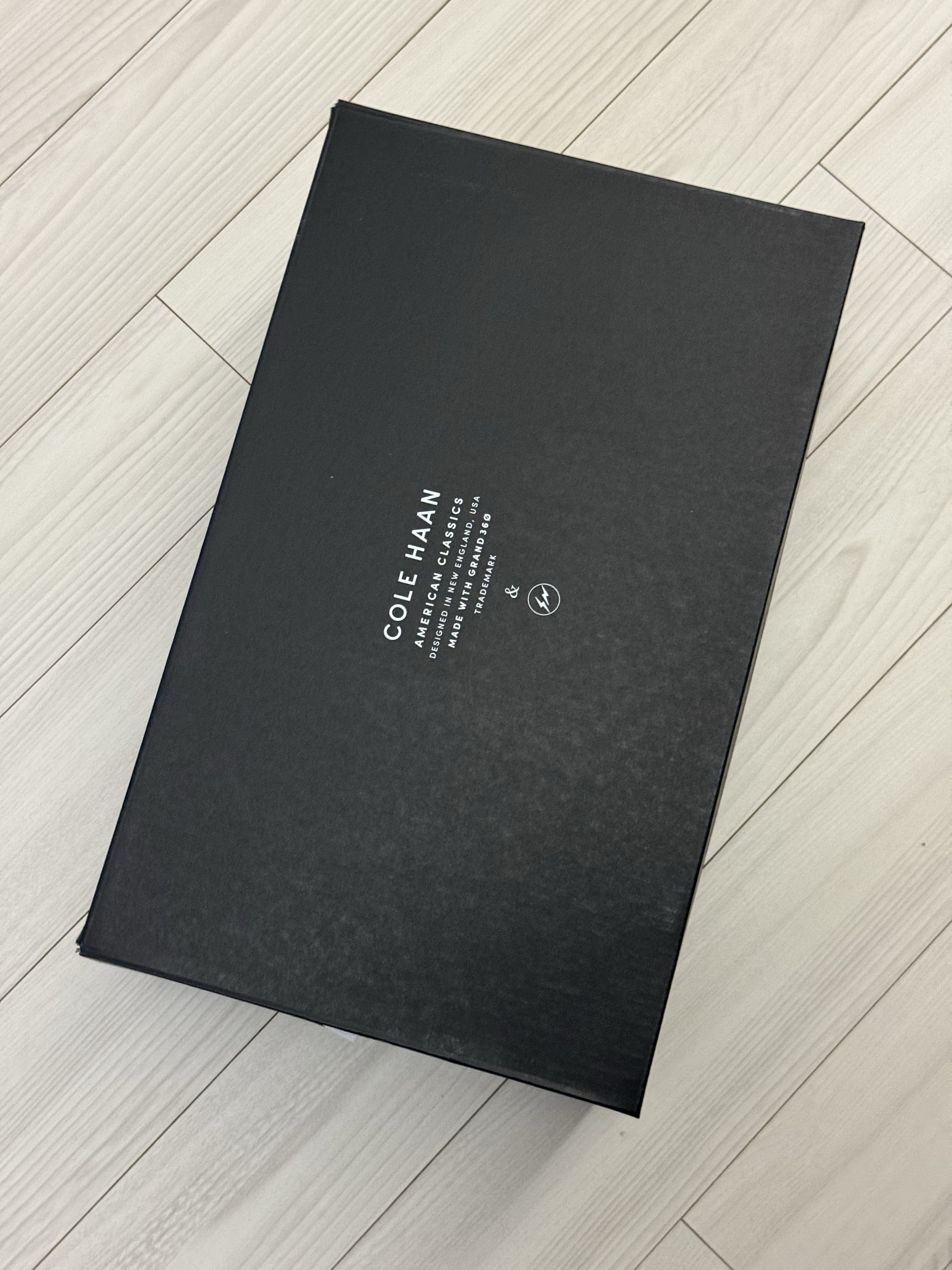 Cole Haan x Fragment American Classics Penny Loafer Black 착용 스타일 - 5