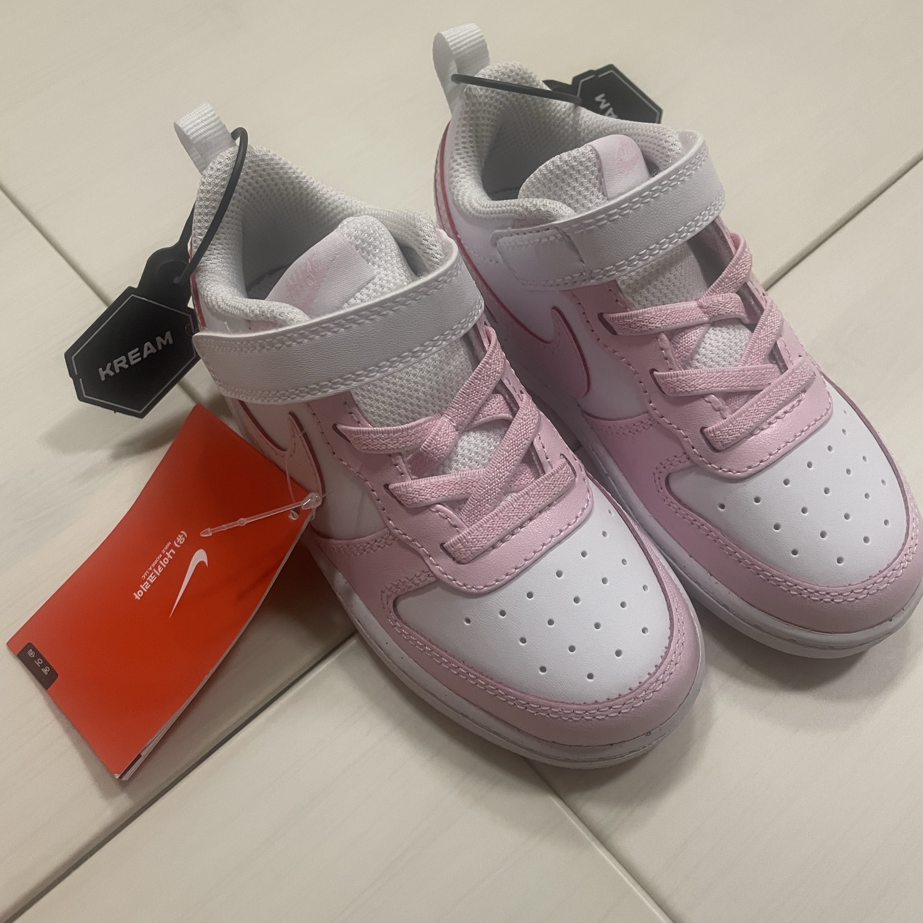 (TD) Nike Court Borough Low 2 SE White Pink Foam 착용 스타일