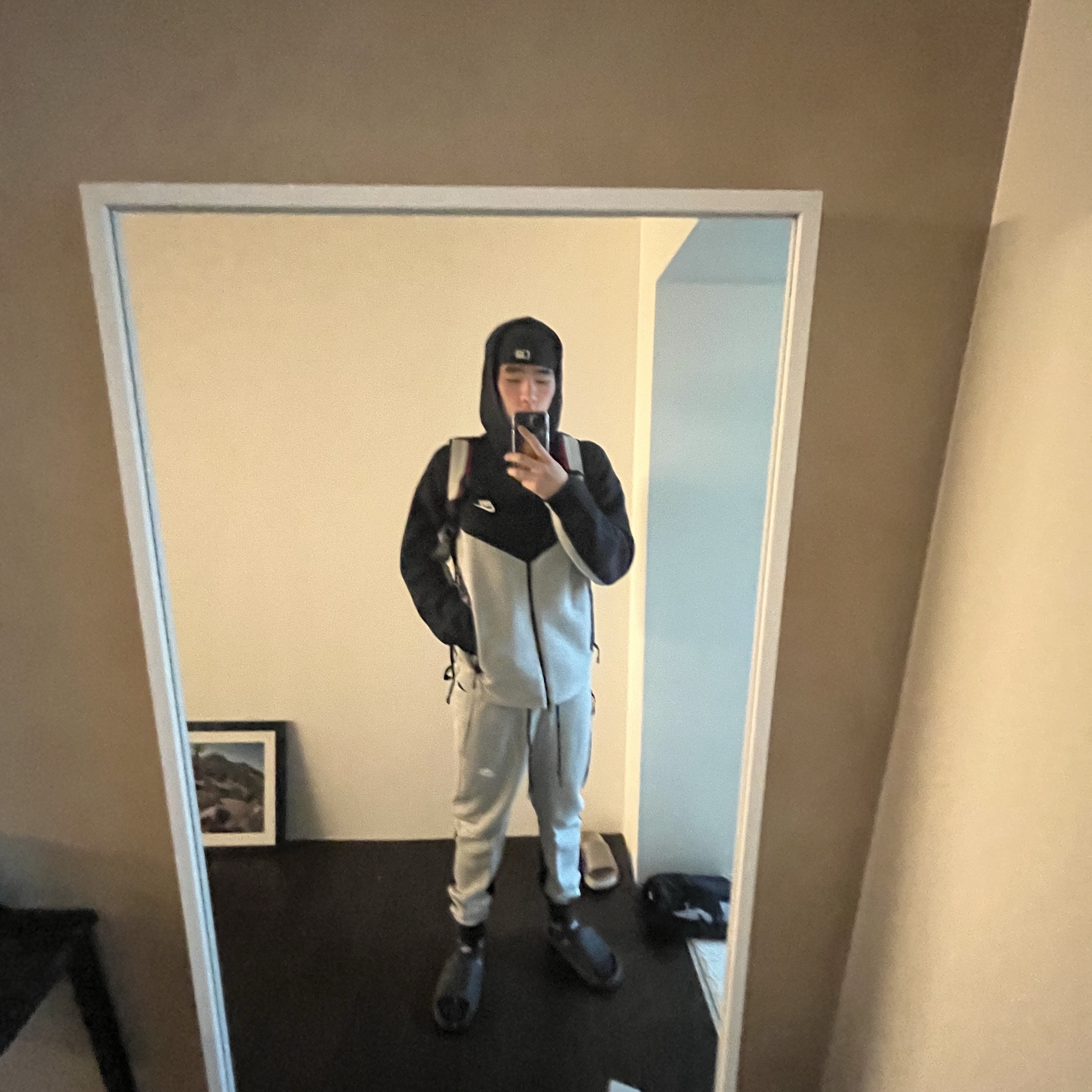 Bearbrick x Nike Tech Fleece N98 100% & 400& Set 착용 스타일 - 2