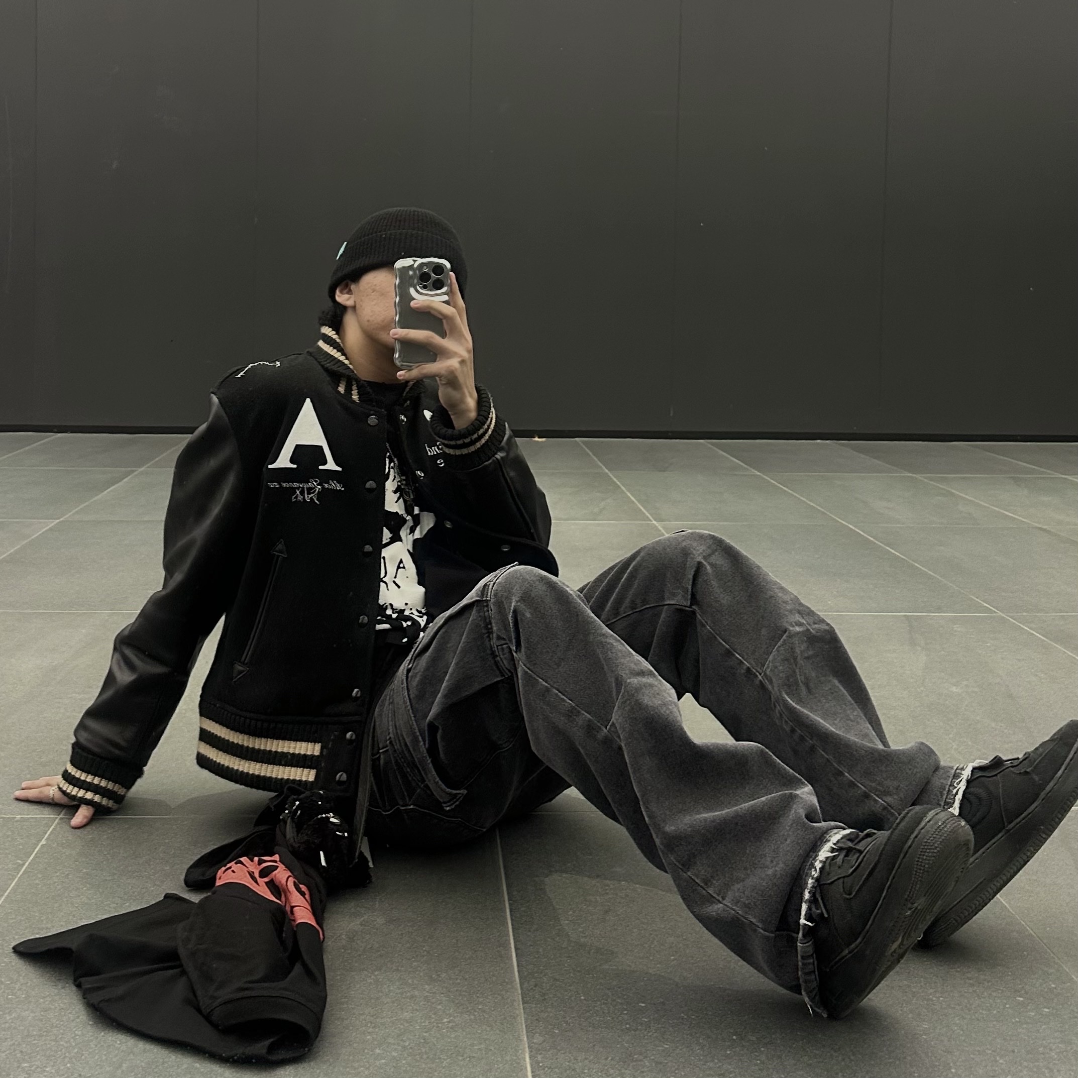 Nike x Stussy Air Force 1 Low Triple Black 착용 스타일