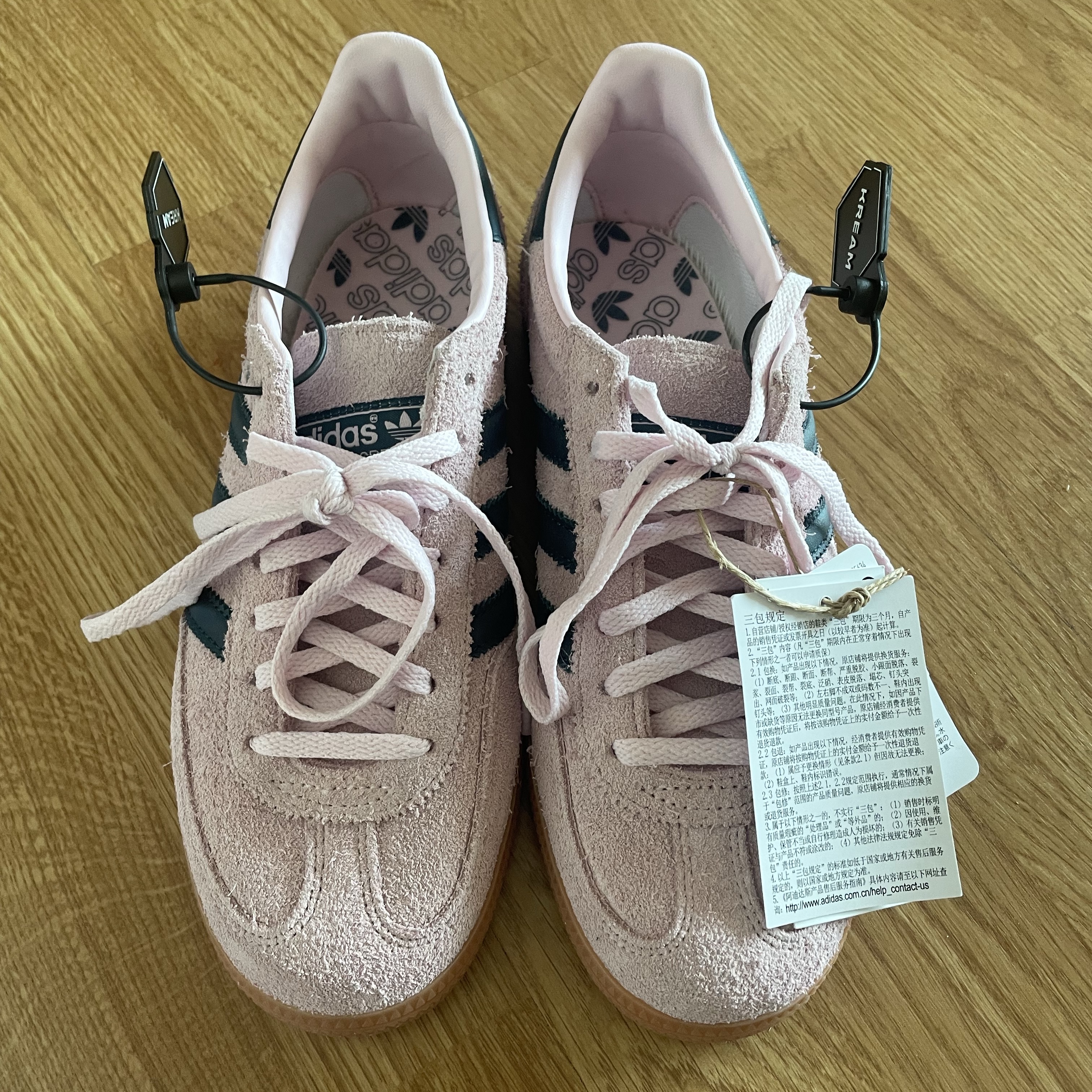 (W) Adidas Spezial Handball Clear Pink 착용 스타일 - 2