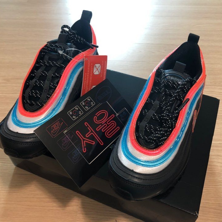 Nike Air Max 97 Neon Seoul 착용 스타일