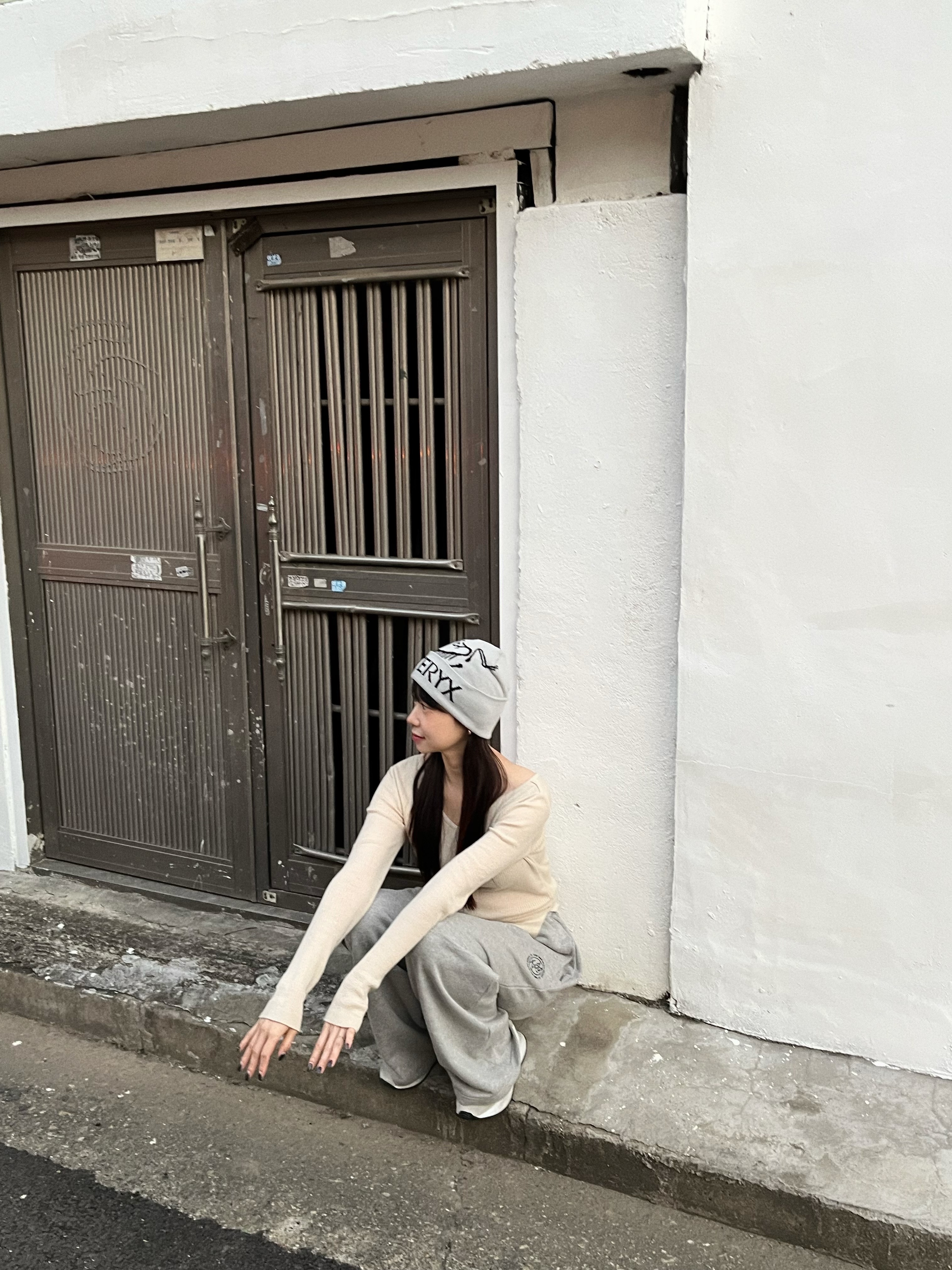 Arc'teryx Bird Word Toque Orca 착용 스타일 - 1