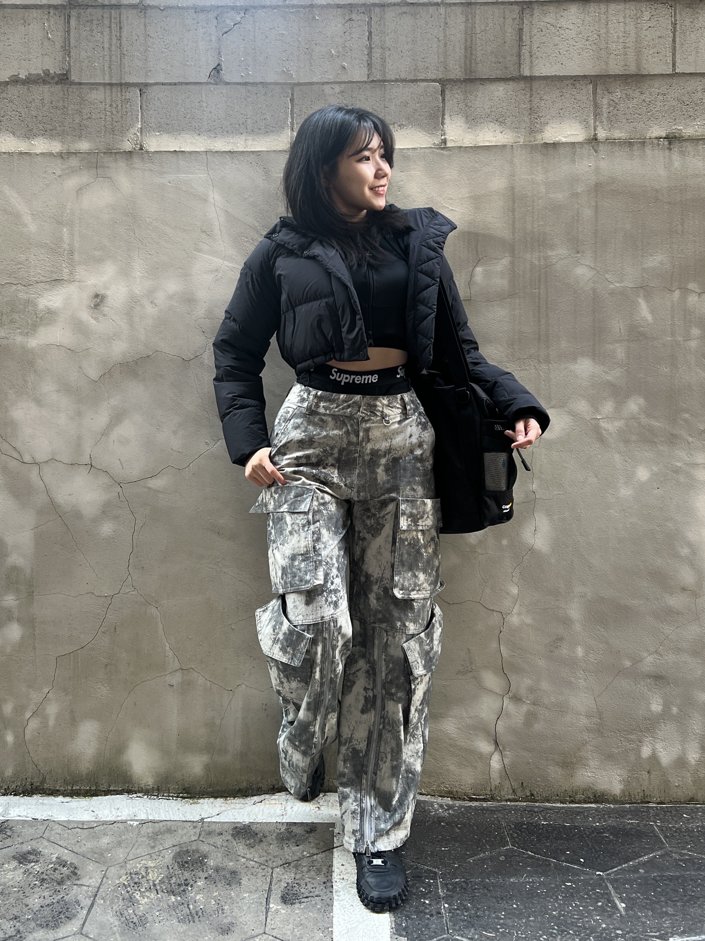 Palace Cordura Eco Hex Ripstop Shoulder Bag Black - 23FW, Nike x Jacquemus J Force 1 Low LX SP Black 착용 스타일 - 2