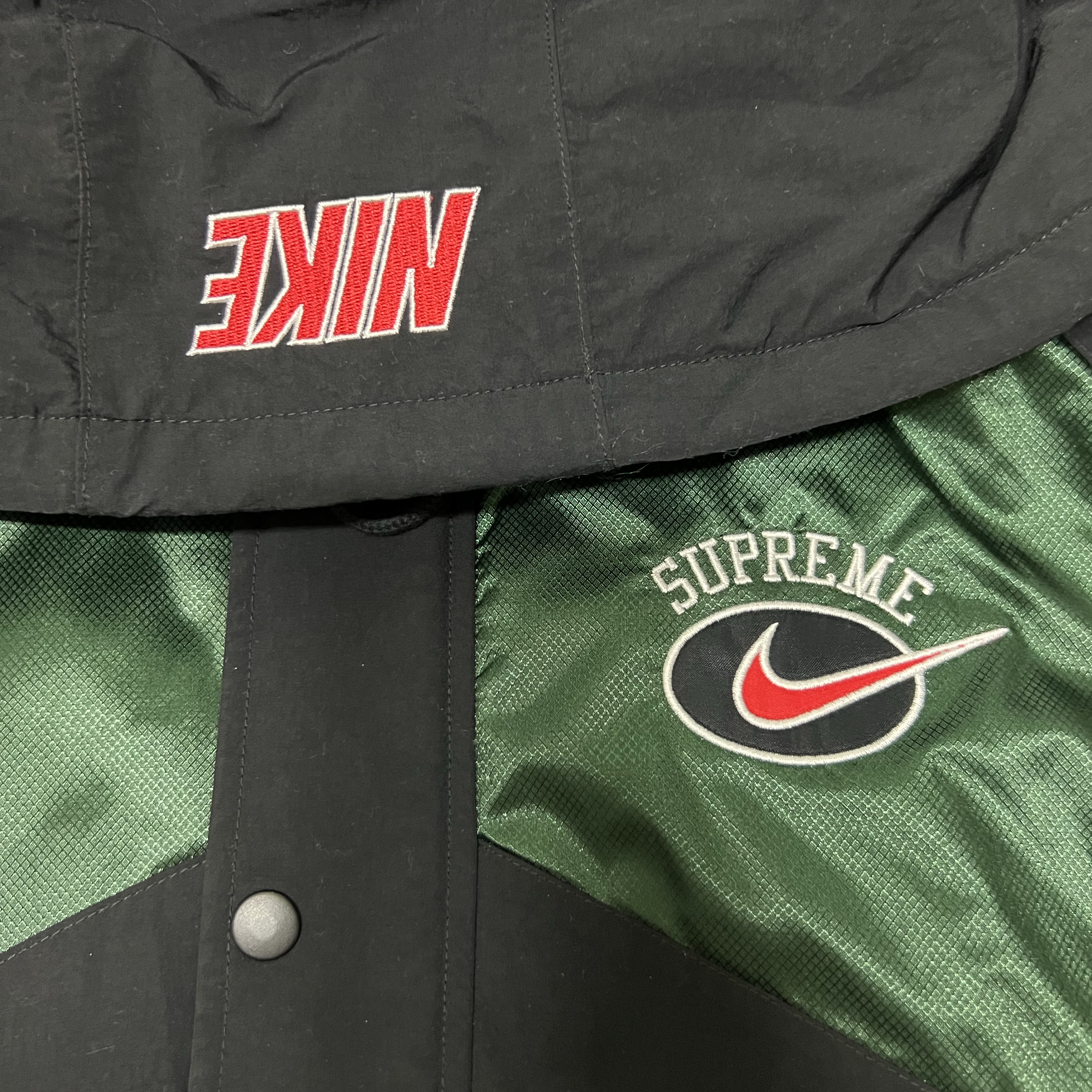 Supreme x Nike Hooded Sport Jacket Green - 19SS 착용 스타일 - 1