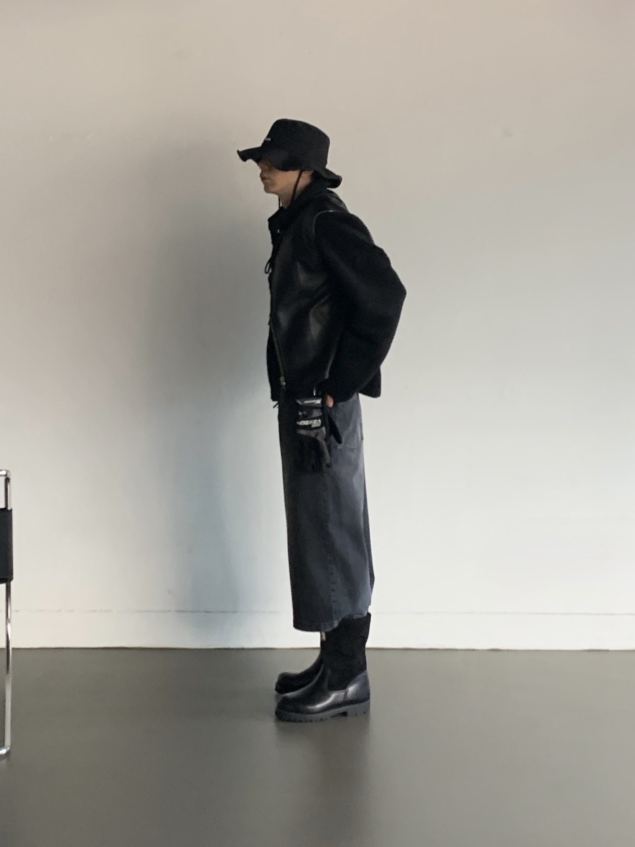 Stussy x Our Legacy Work Shop Runner Fleece Pullover Black, Our Legacy x Stussy Work Shop Work Boot Black Leather 착용 스타일 - 6