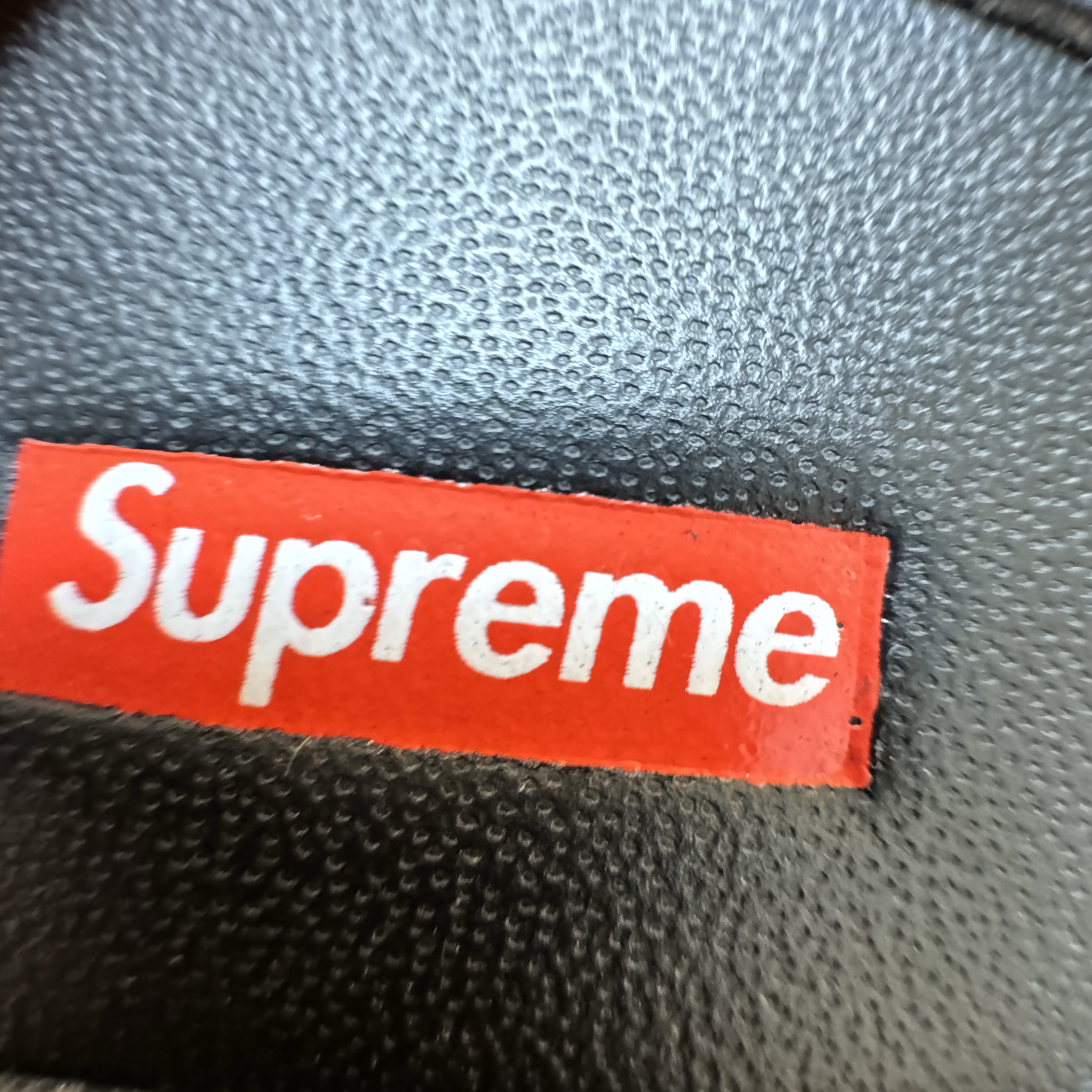 Nike x Supreme Air Force 1 Low Black 착용 스타일