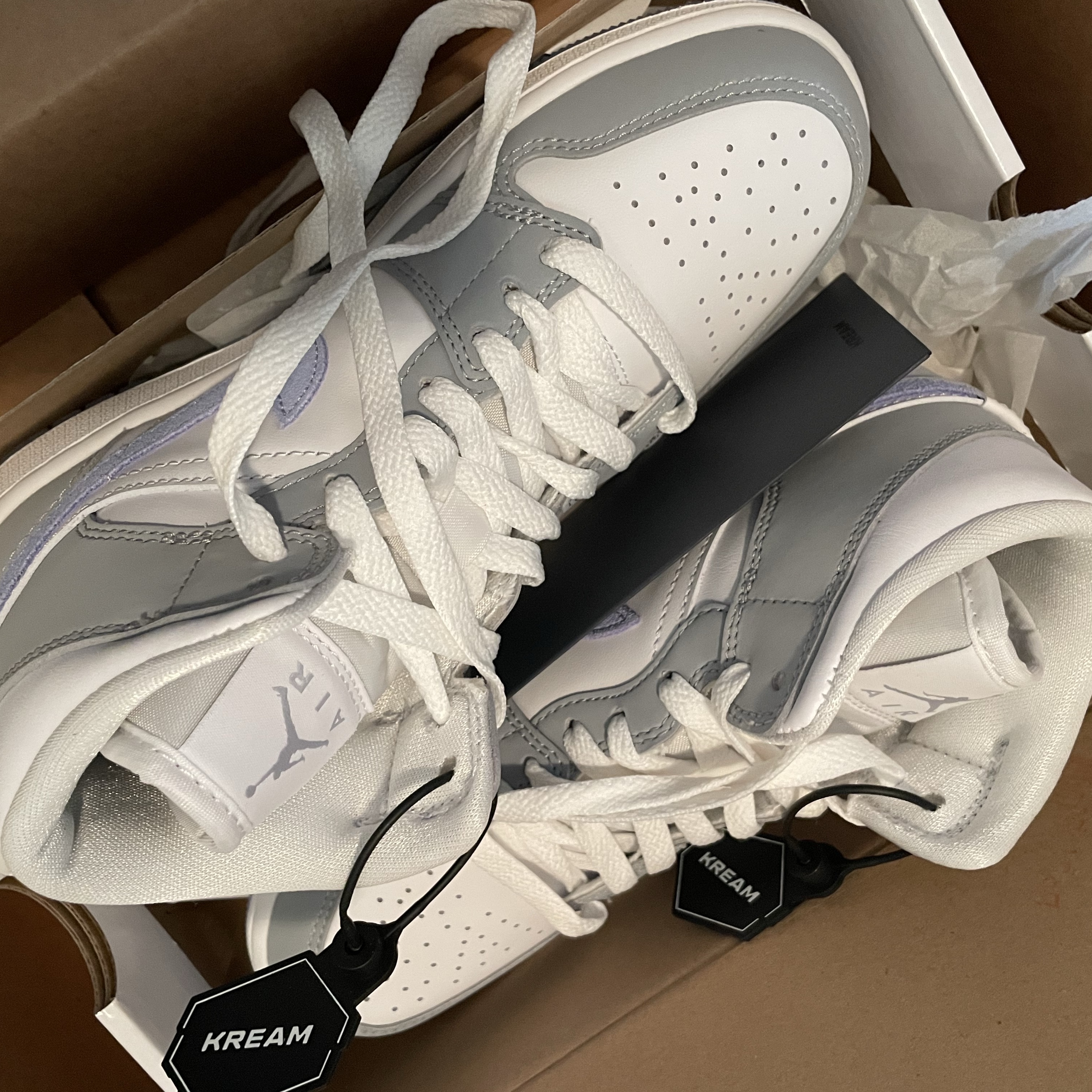(W) Jordan 1 Mid Wolf Grey 착용 스타일