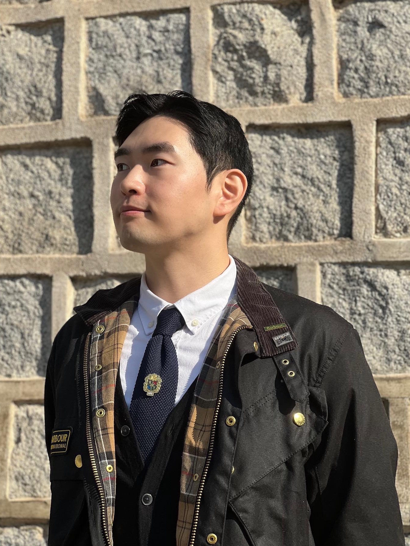 Barbour International Original Wax Jacket Black 착용 스타일 - 2